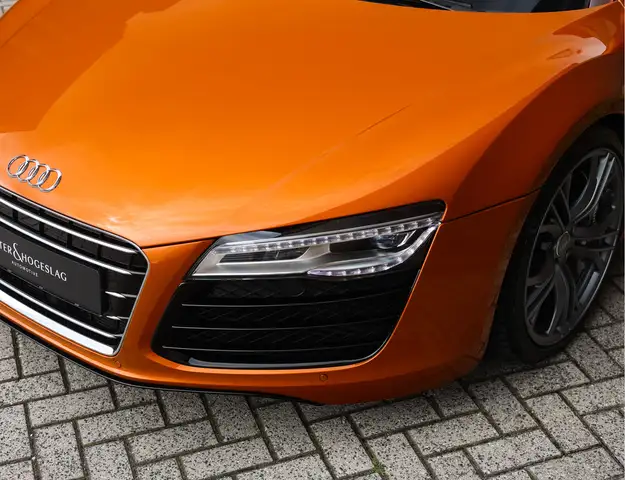Audi R8 view 20
