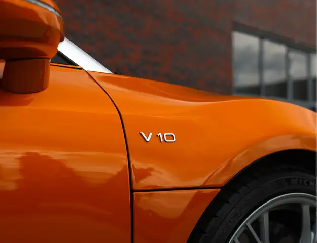 Audi R8 view 21