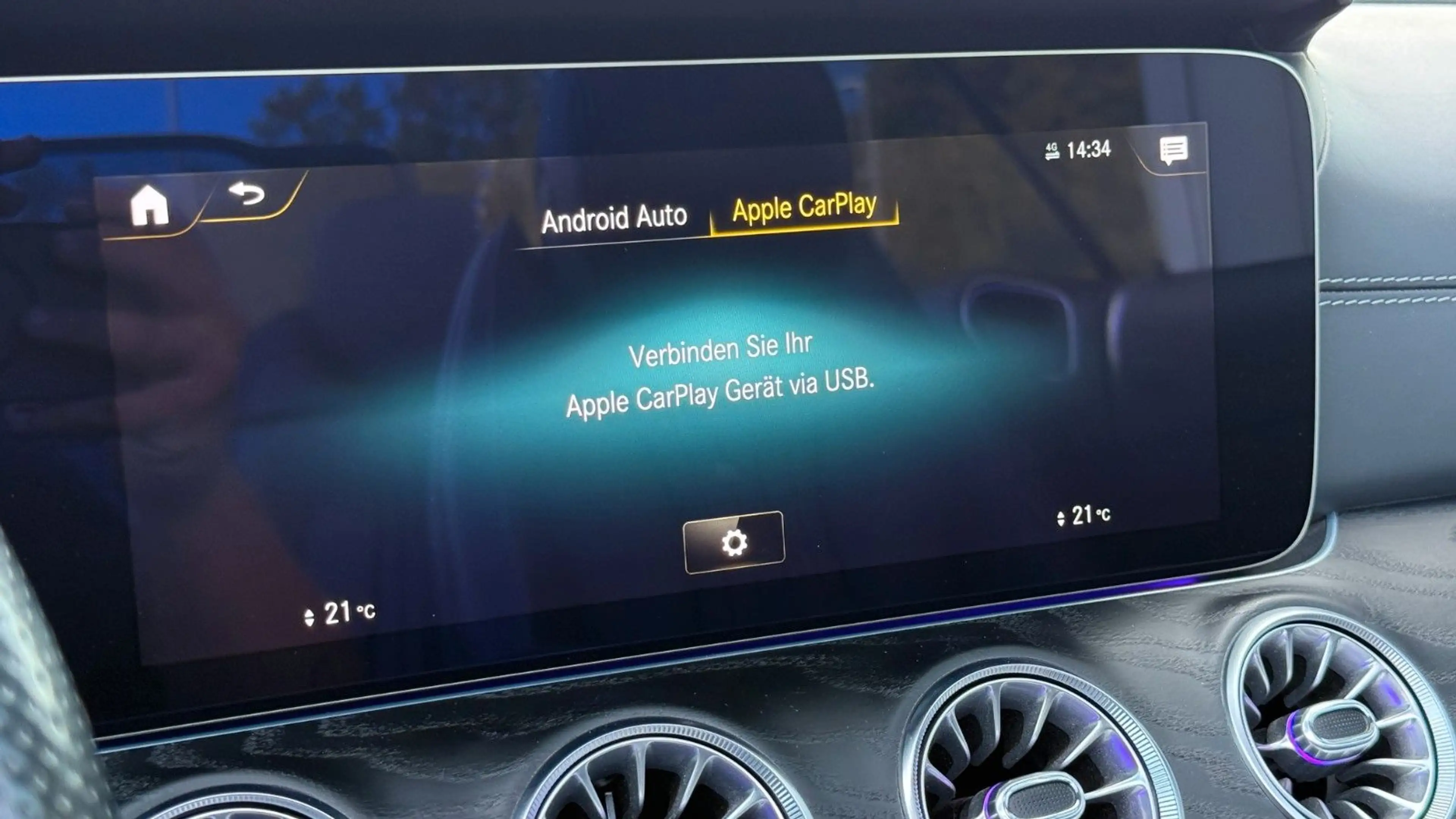 Mercedes-Benz E 400 d Cabrio 4M AMG SITZBELÜFT+HUD+AIRM+ACC+360 — photo 46
