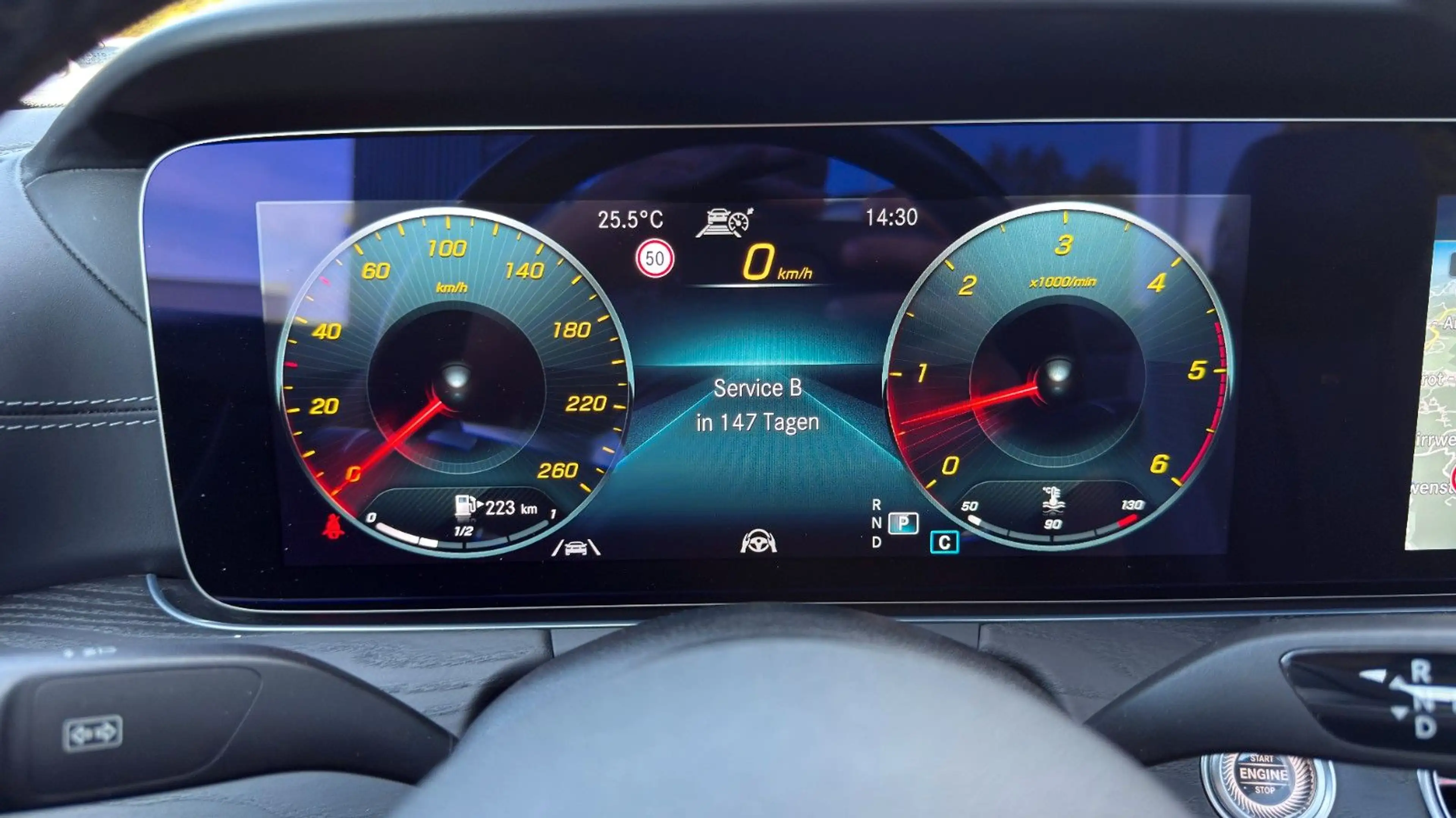 Mercedes-Benz E 400 d Cabrio 4M AMG SITZBELÜFT+HUD+AIRM+ACC+360 — photo 34