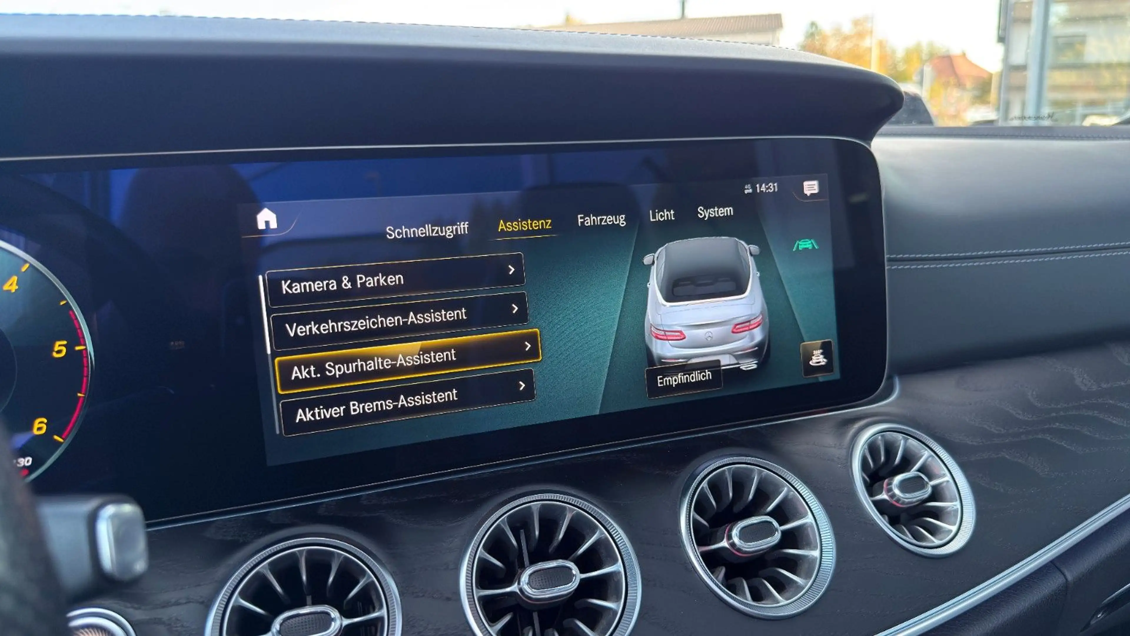 Mercedes-Benz E 400 d Cabrio 4M AMG SITZBELÜFT+HUD+AIRM+ACC+360 — photo 36