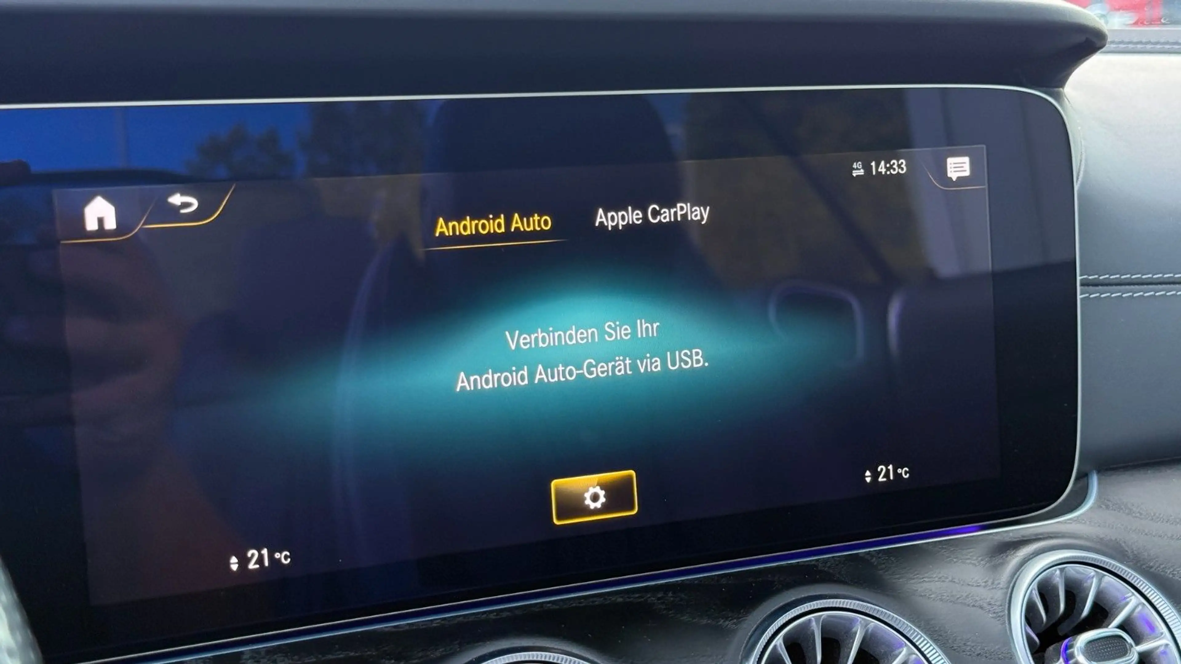 Mercedes-Benz E 400 d Cabrio 4M AMG SITZBELÜFT+HUD+AIRM+ACC+360 — photo 45