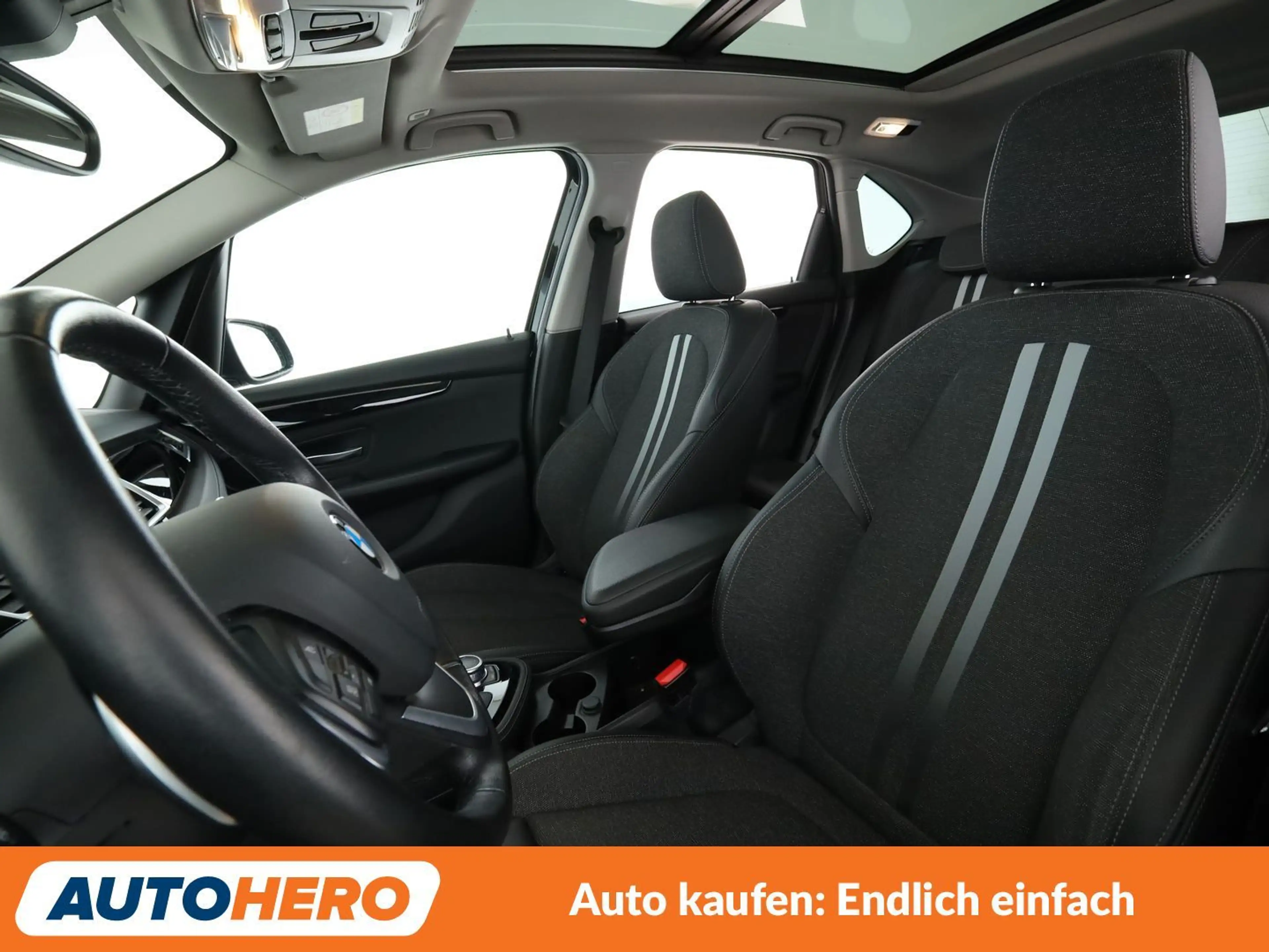 BMW 220 220i Active Tourer Sport Line Aut.*NAV*TEMPO*CAM* — photo 10