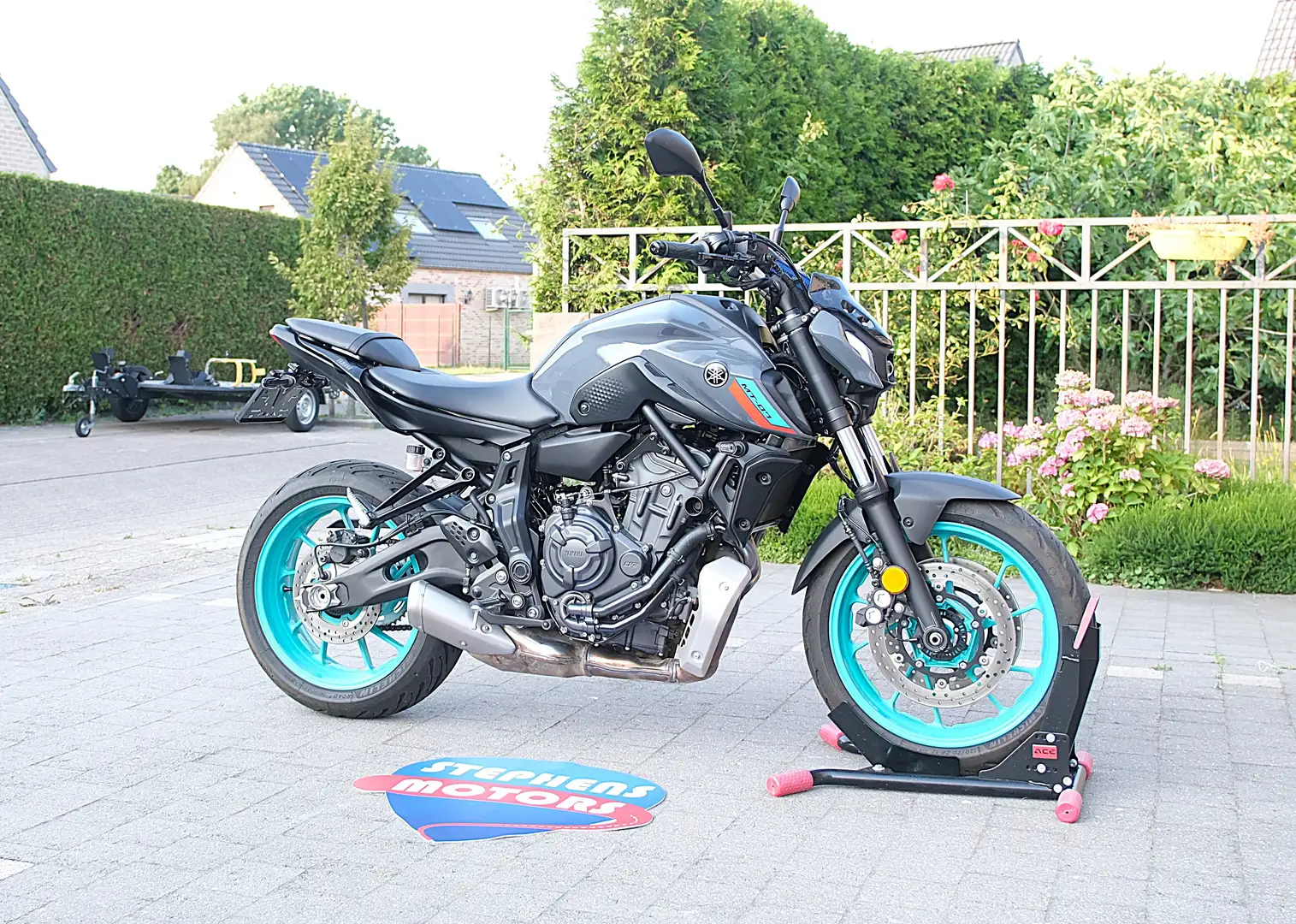 Yamaha MT-07 MT 07 Cayan Storm Gris - 2