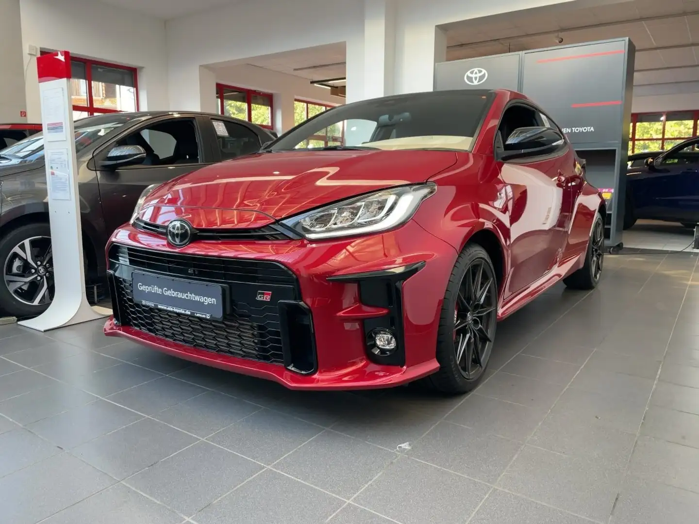 Toyota Yaris 1.6 Turbo GR ACC*Alcantara*4x4*KAM*SHZ Rouge - 1