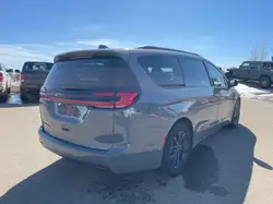 Chrysler Pacifica 2022