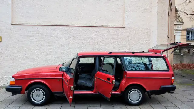 Volvo 245 POLAR * Klima * No rust * No Winter *116 Ps*