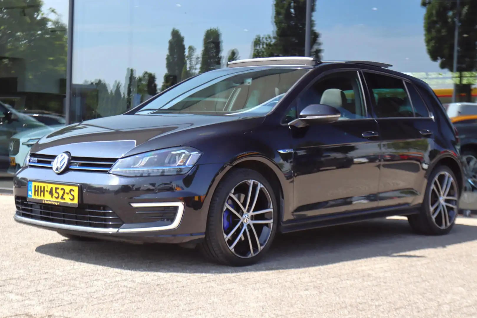 Volkswagen Golf GTE 1.4 TSI | PANO | TREKHAAK | LED | CAMERA | CARPLAY Nero - 1