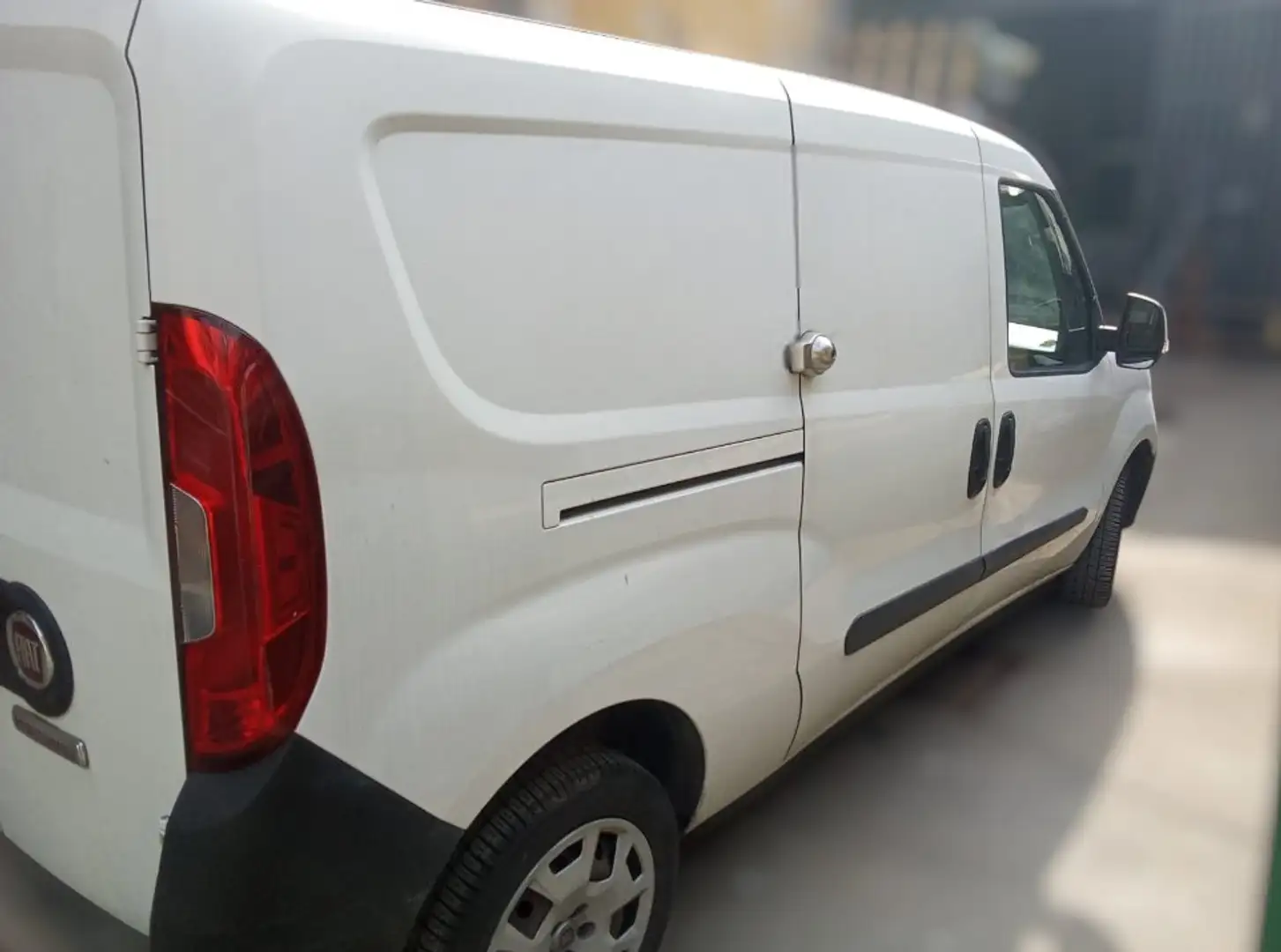 Fiat Doblo Doblo 1.9 mjt Active 105cv Bianco - 1