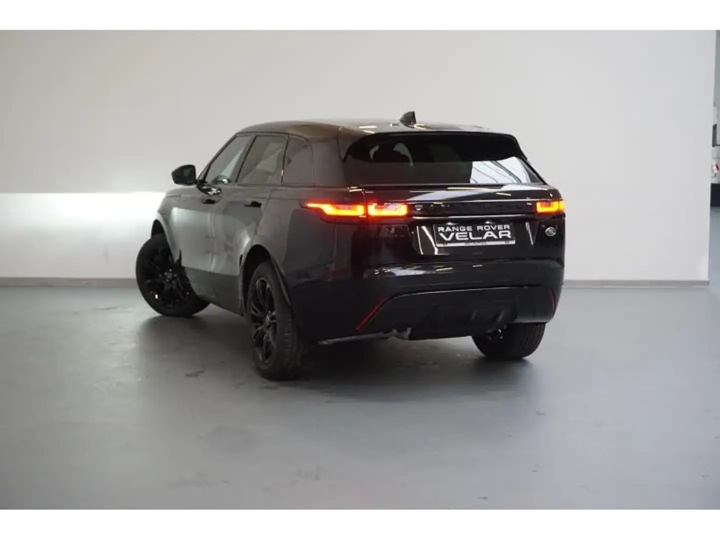 Land Rover Range Rover Velar R-Dynamic SE Noir - 2