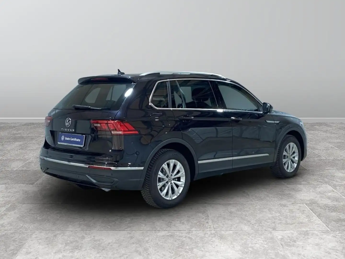 Volkswagen Tiguan 2.0 tdi scr Life 150cv dsg Nero - 2