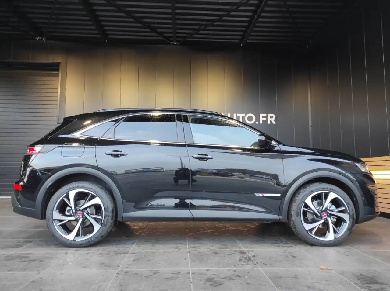 DS Automobiles DS 7 Crossback 2022 — фото 6