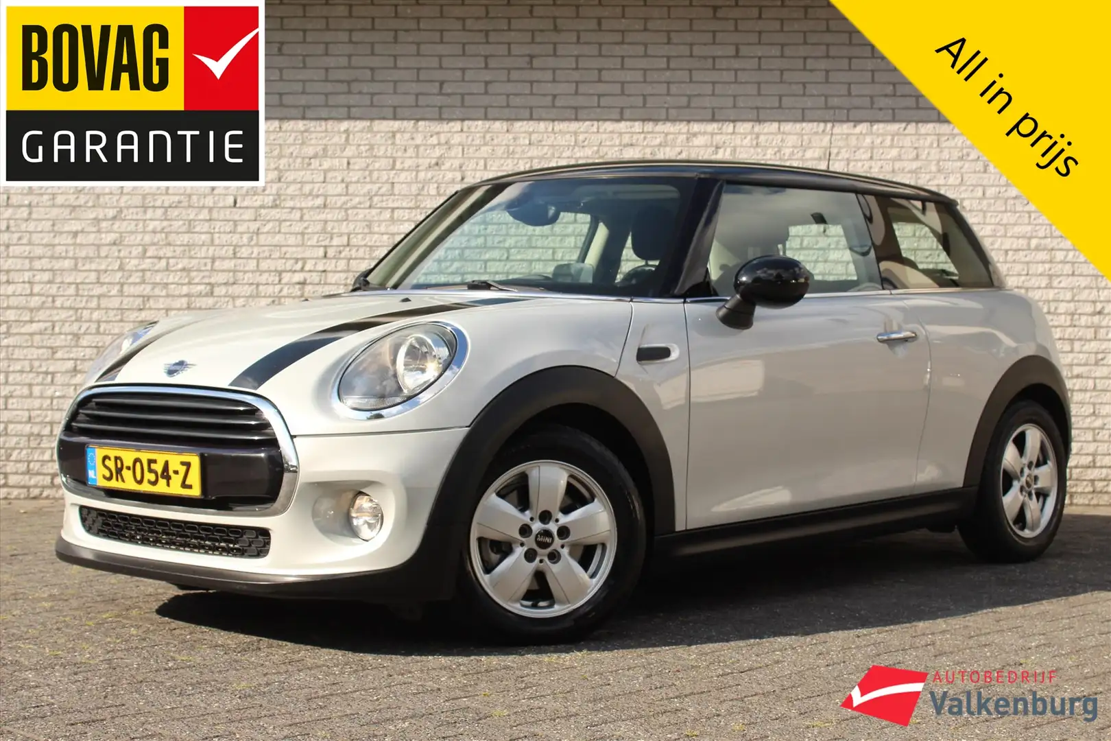 MINI Cooper Mini 1.5 | Airco | Navi | Parkeersensoren Wit - 1