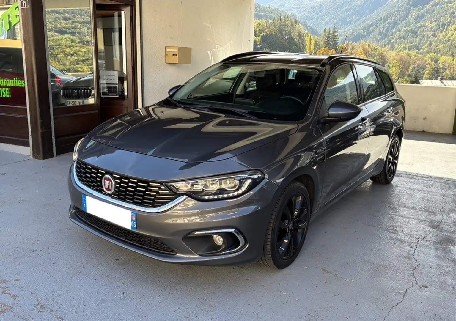 Fiat Tipo SW 1.6 MULTIJET 120 S&S LOUNGE Gris - 1