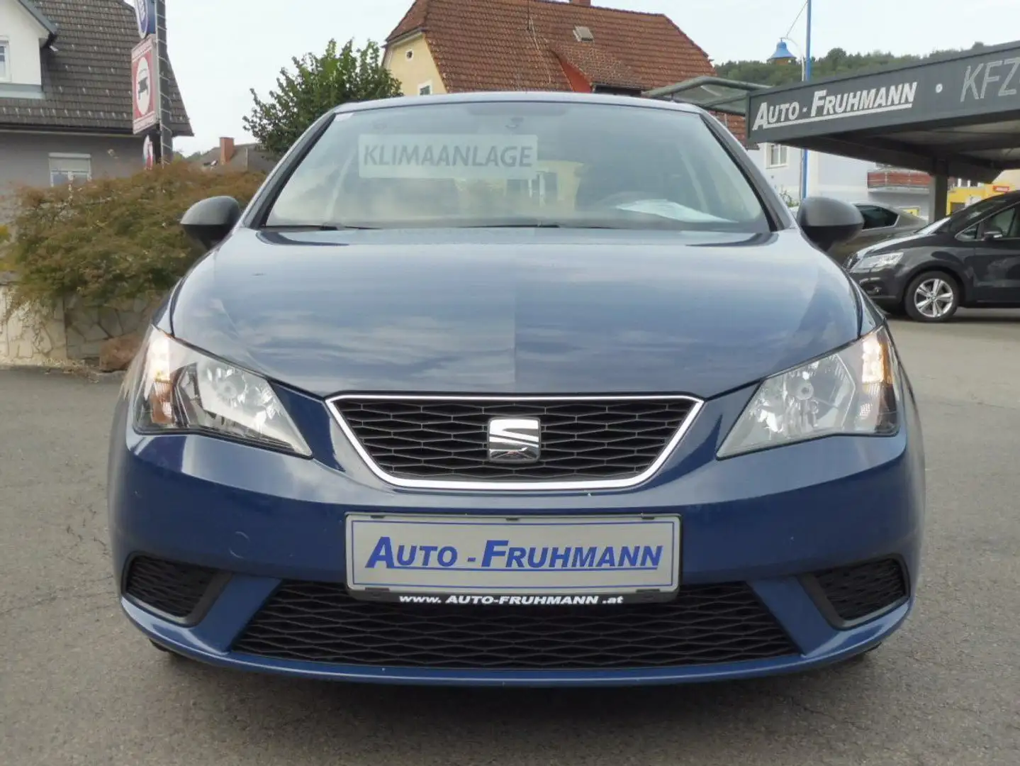 SEAT Ibiza Blau - 2