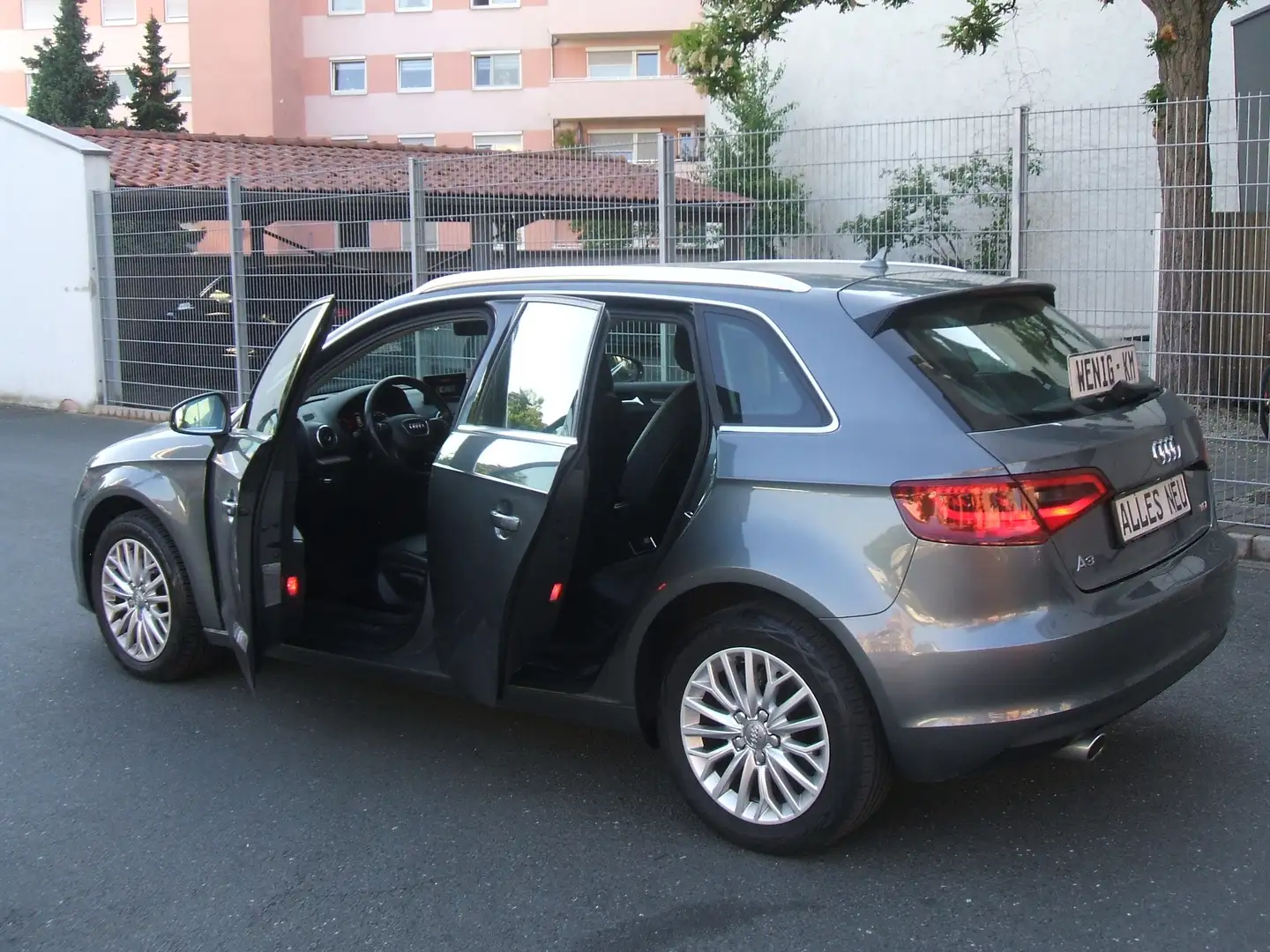 Audi A3 SPORTBAG*S-Line*Voll*LEDER*XENO*NAV*SHZ*Euro 6*TOP Grau - 1