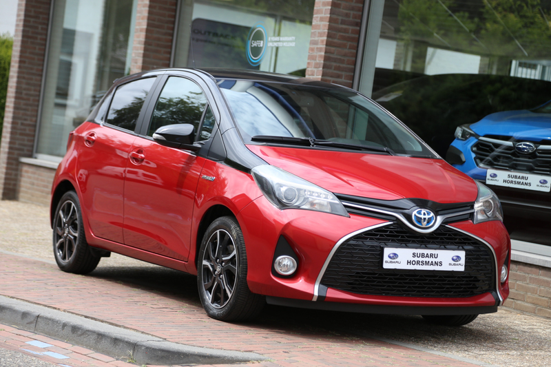 Toyota Yaris 1.5 Hybrid Dynamic Bi-Tone Navi Camera — photo 15