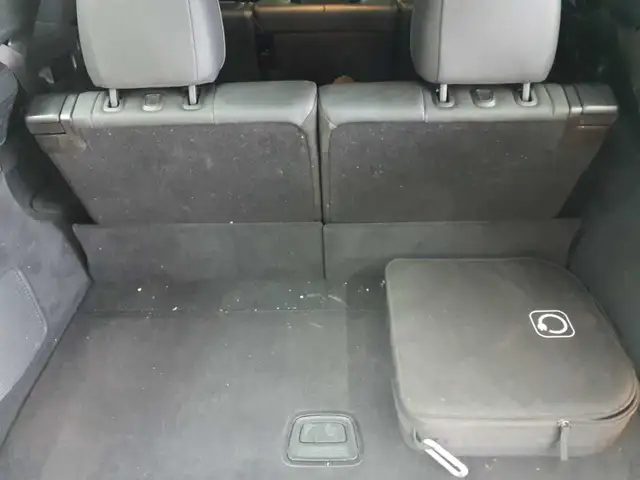 Mercedes-Benz Eqs view 11