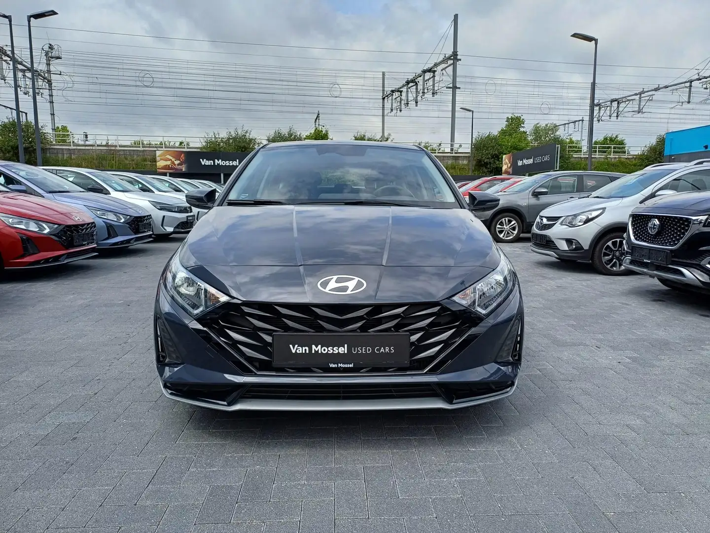 Hyundai i20 1.0 T-GDi 74kW Twist Gris - 2