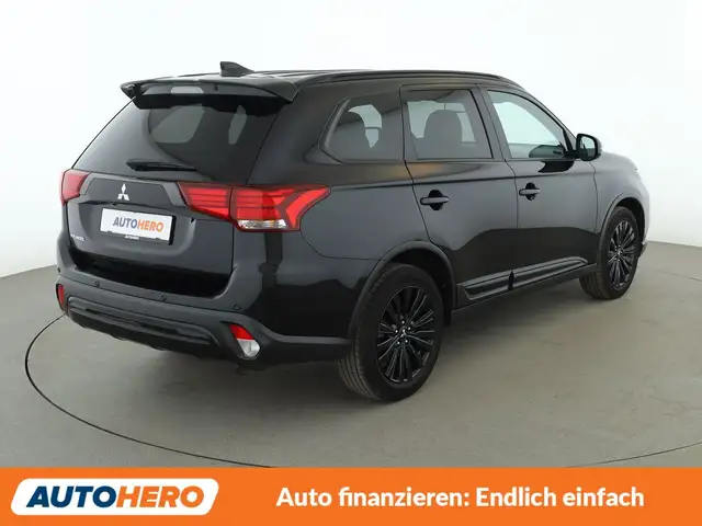 Mitsubishi Outlander view 6