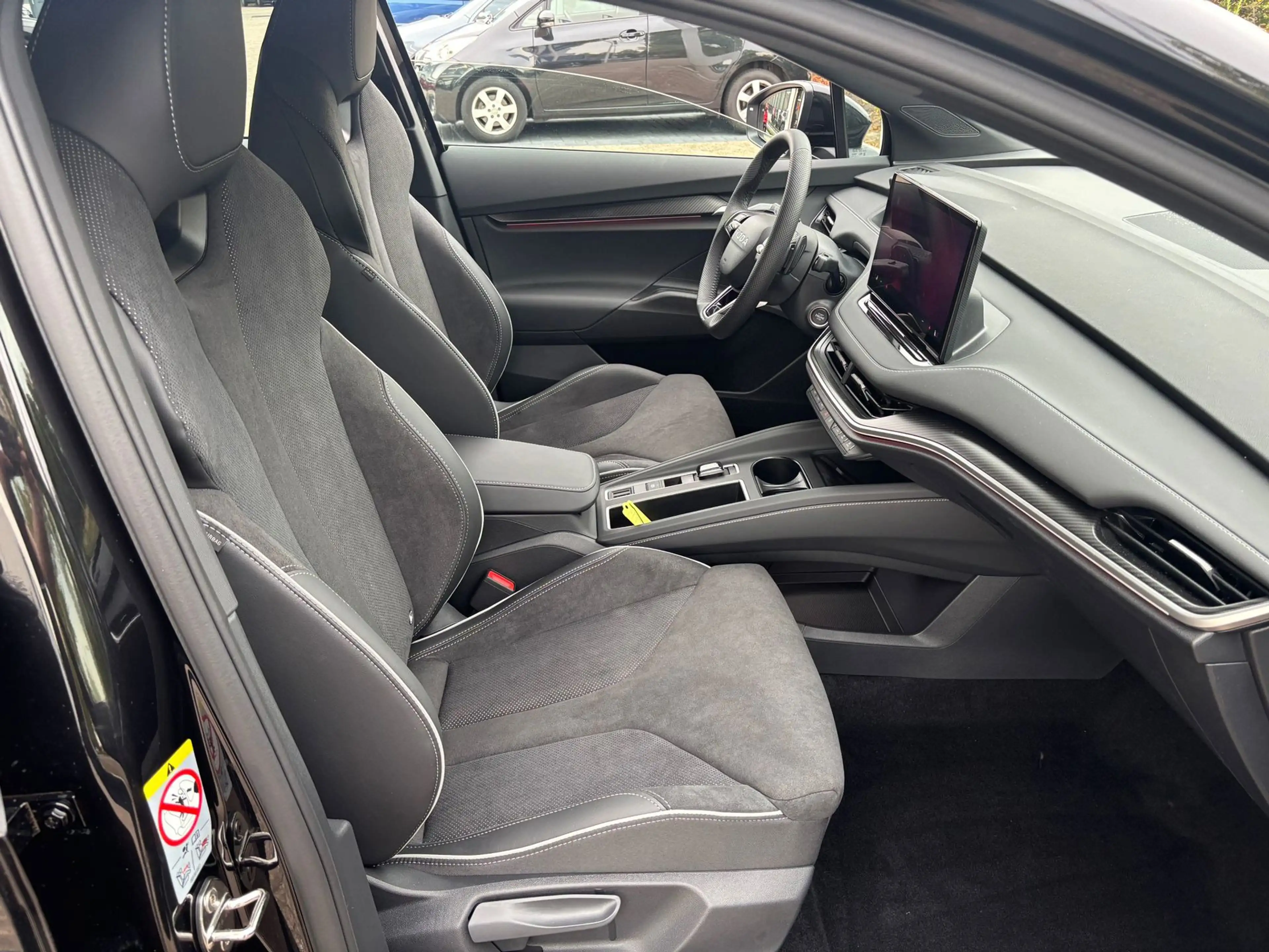 Skoda Elroq 60 Sportline — photo 11