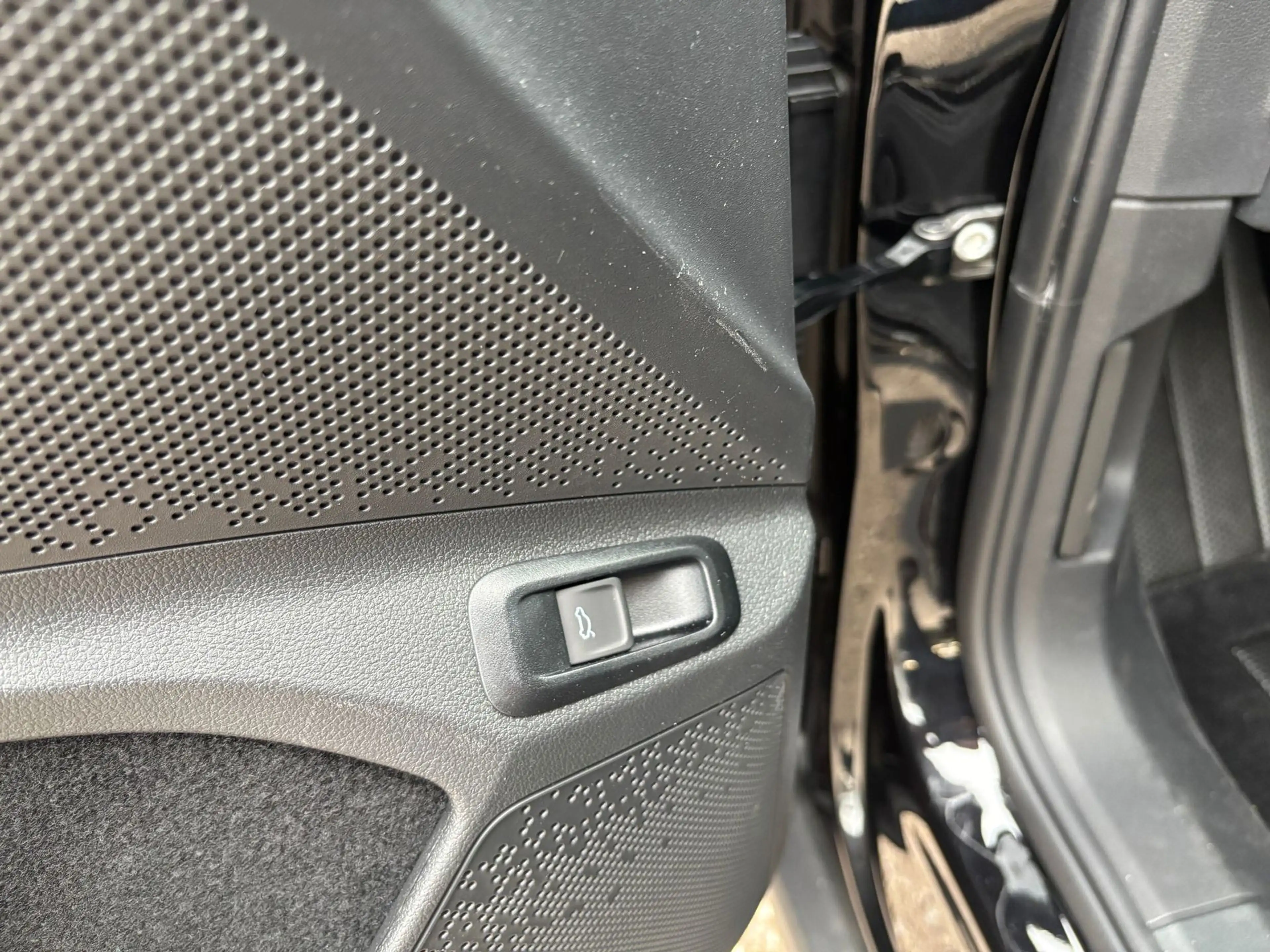 Skoda Elroq 60 Sportline — photo 14