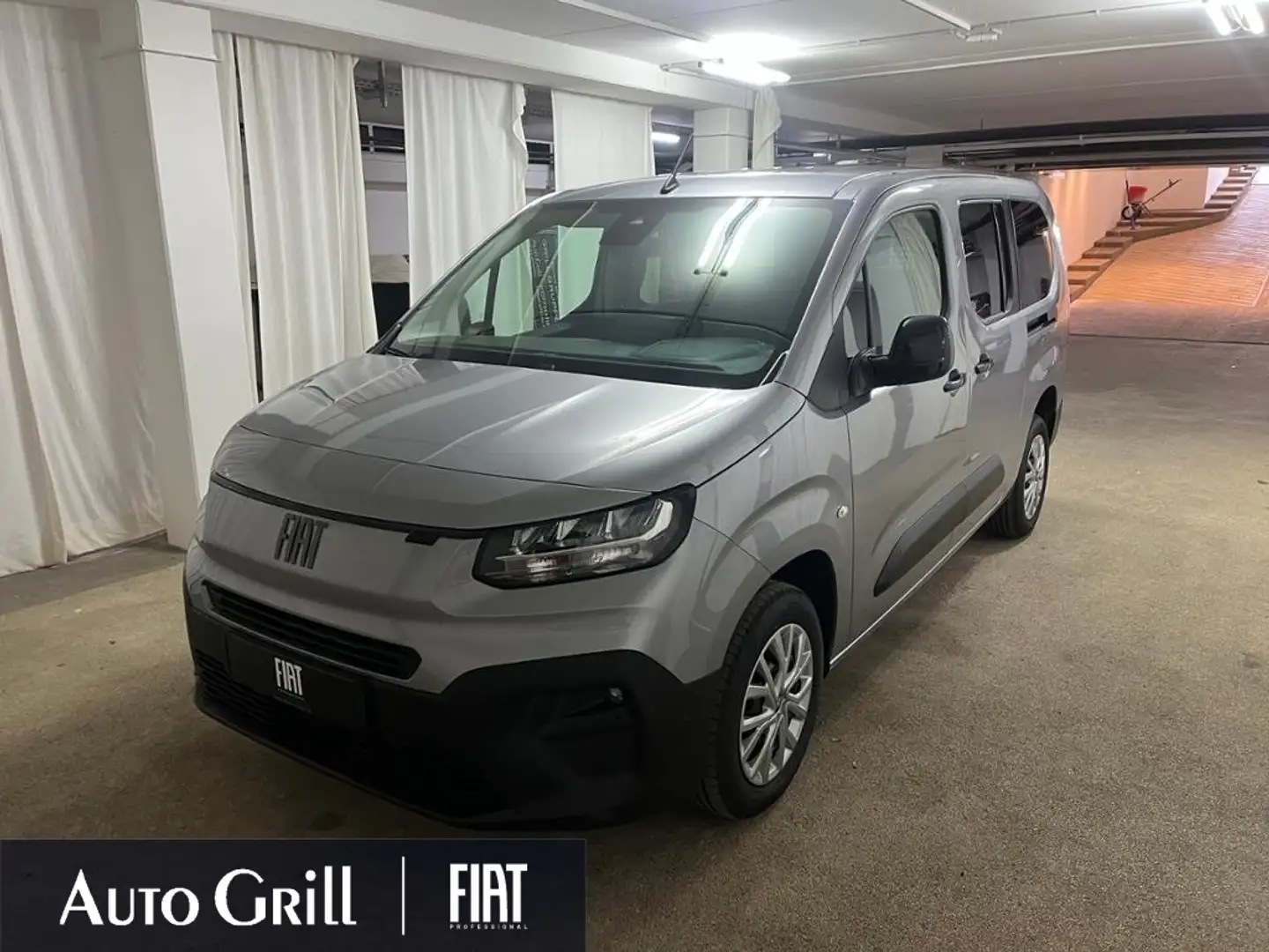 Fiat Doblo L2 Kombi 5-Sitzer Navi CarPlay RüKa Klima Grau - 2