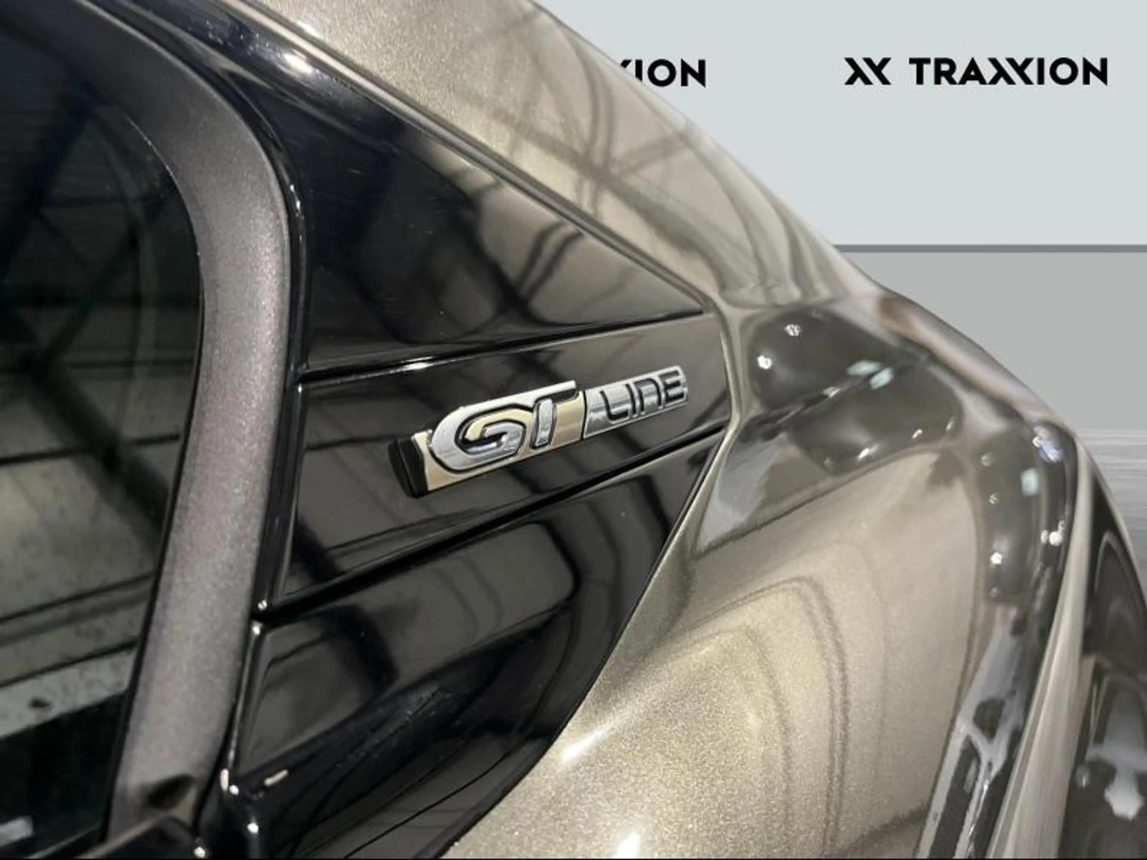 Peugeot 508 GT Line — photo 11