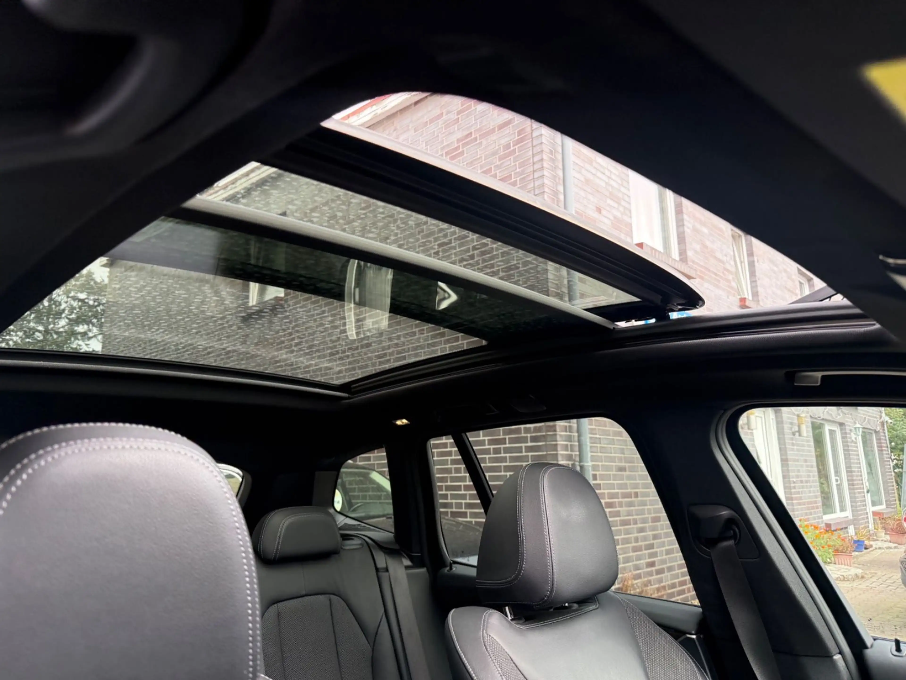 BMW X3 xDrive 20 d Mod:2020 M-Lenkrad Pano Kamera — photo 7