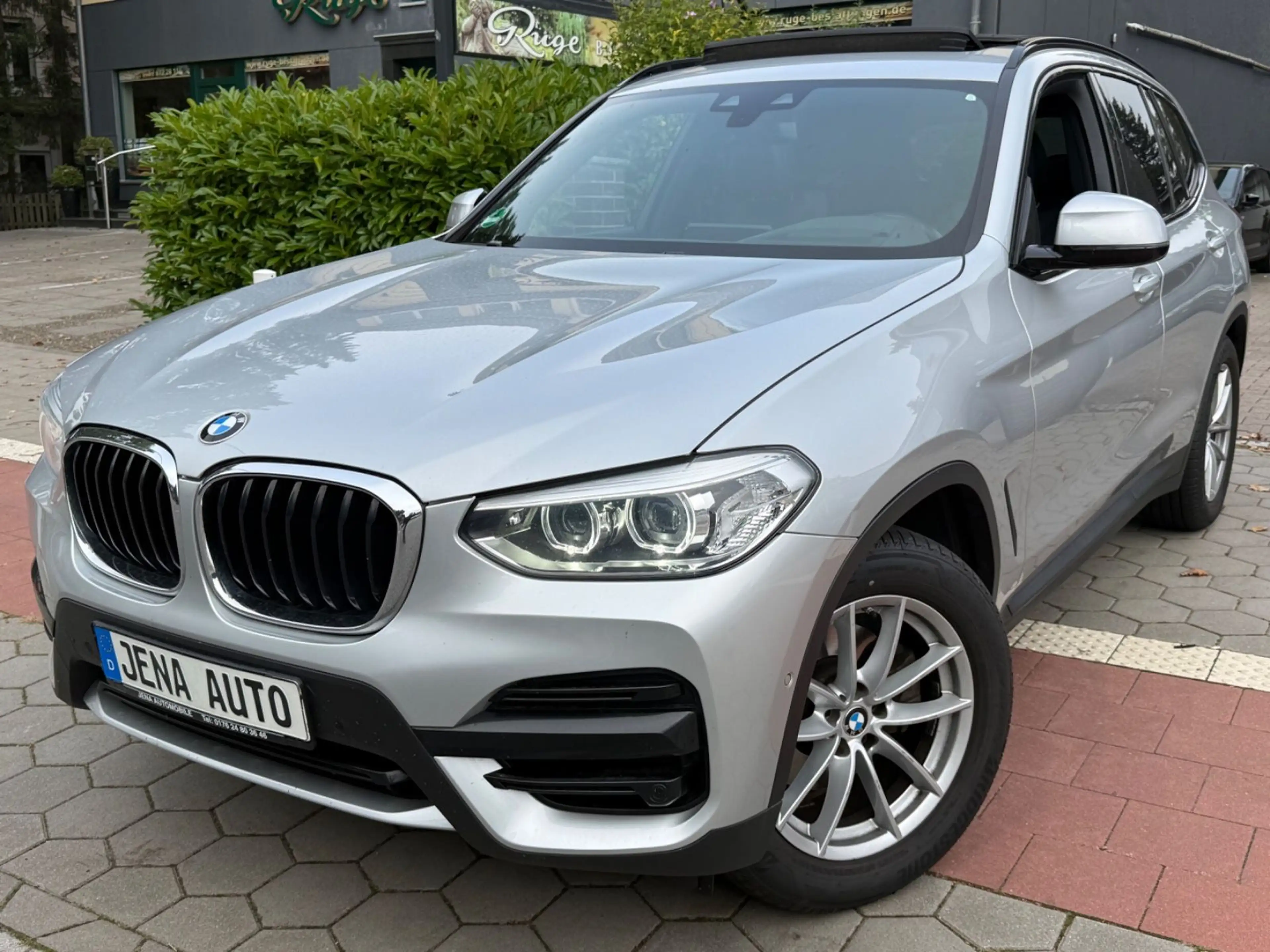 BMW X3 xDrive 20 d Mod:2020 M-Lenkrad Pano Kamera — photo 3