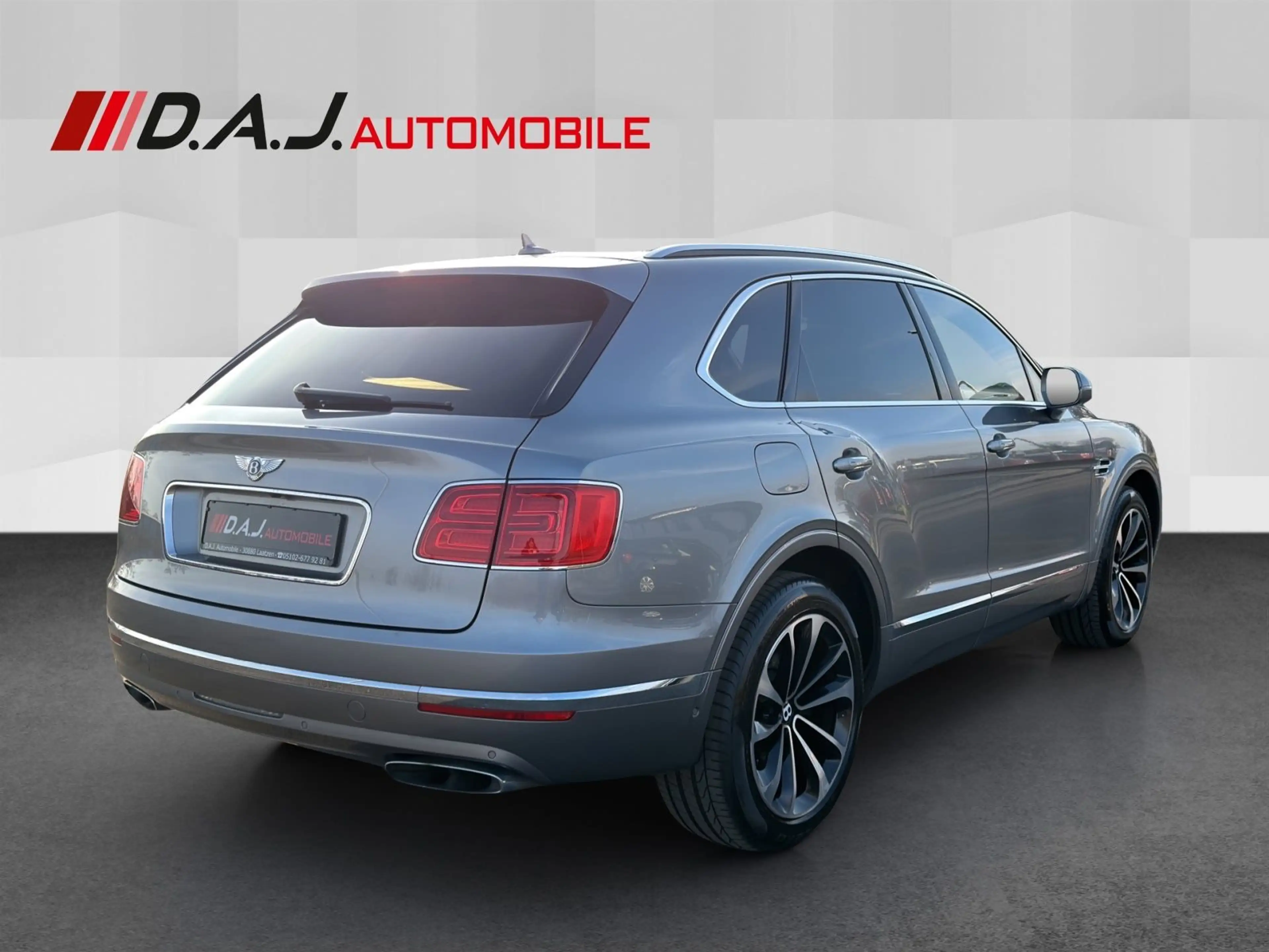Bentley Bentayga 6.0 W12 4WD Massage Night Sitzb ACC HuD — photo 5