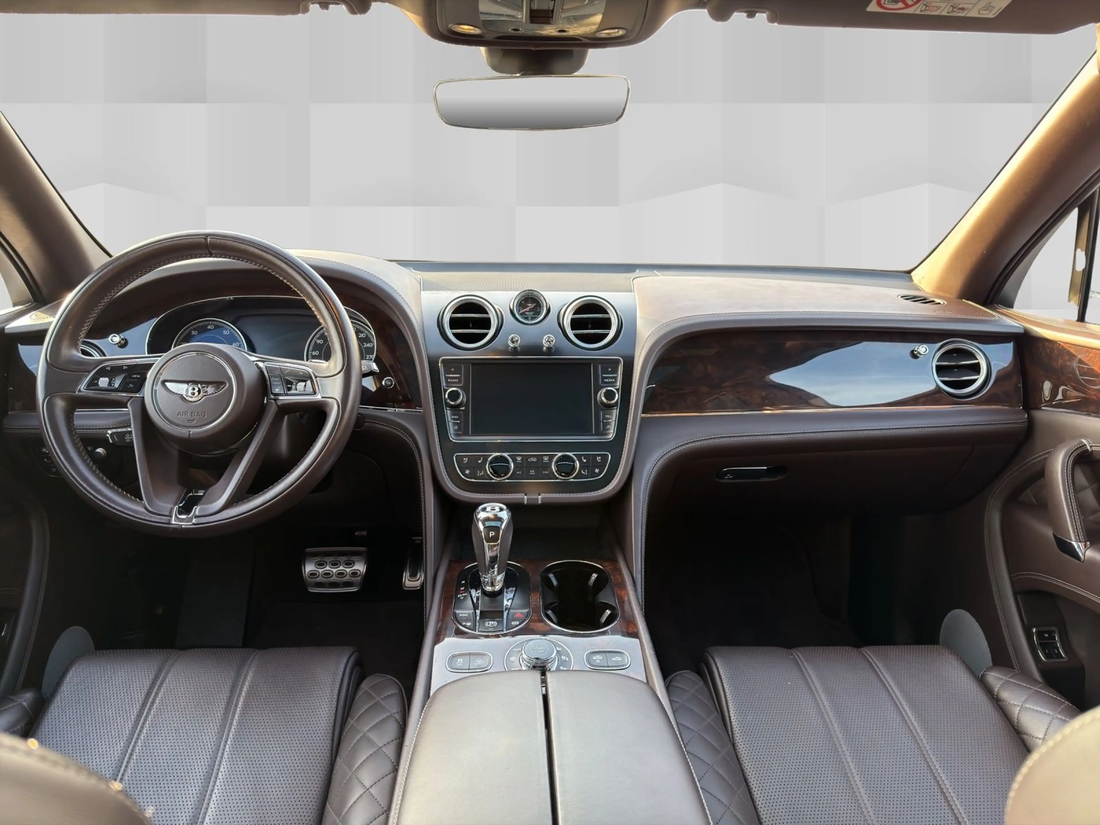 Bentley Bentayga 6.0 W12 4WD Massage Night Sitzb ACC HuD — photo 11