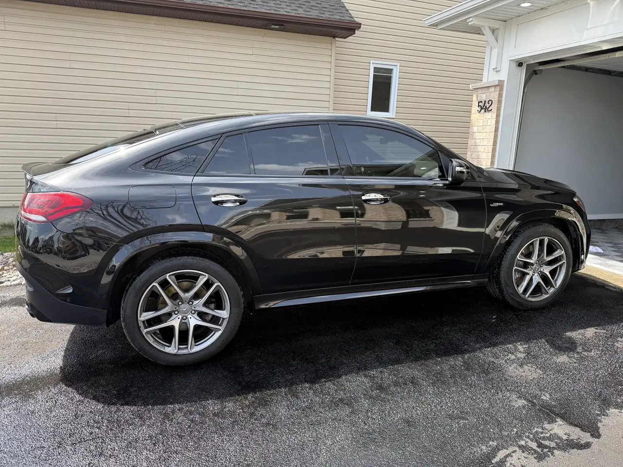 Mercedes-Benz GLE снимка Mercedes-Benz GLE