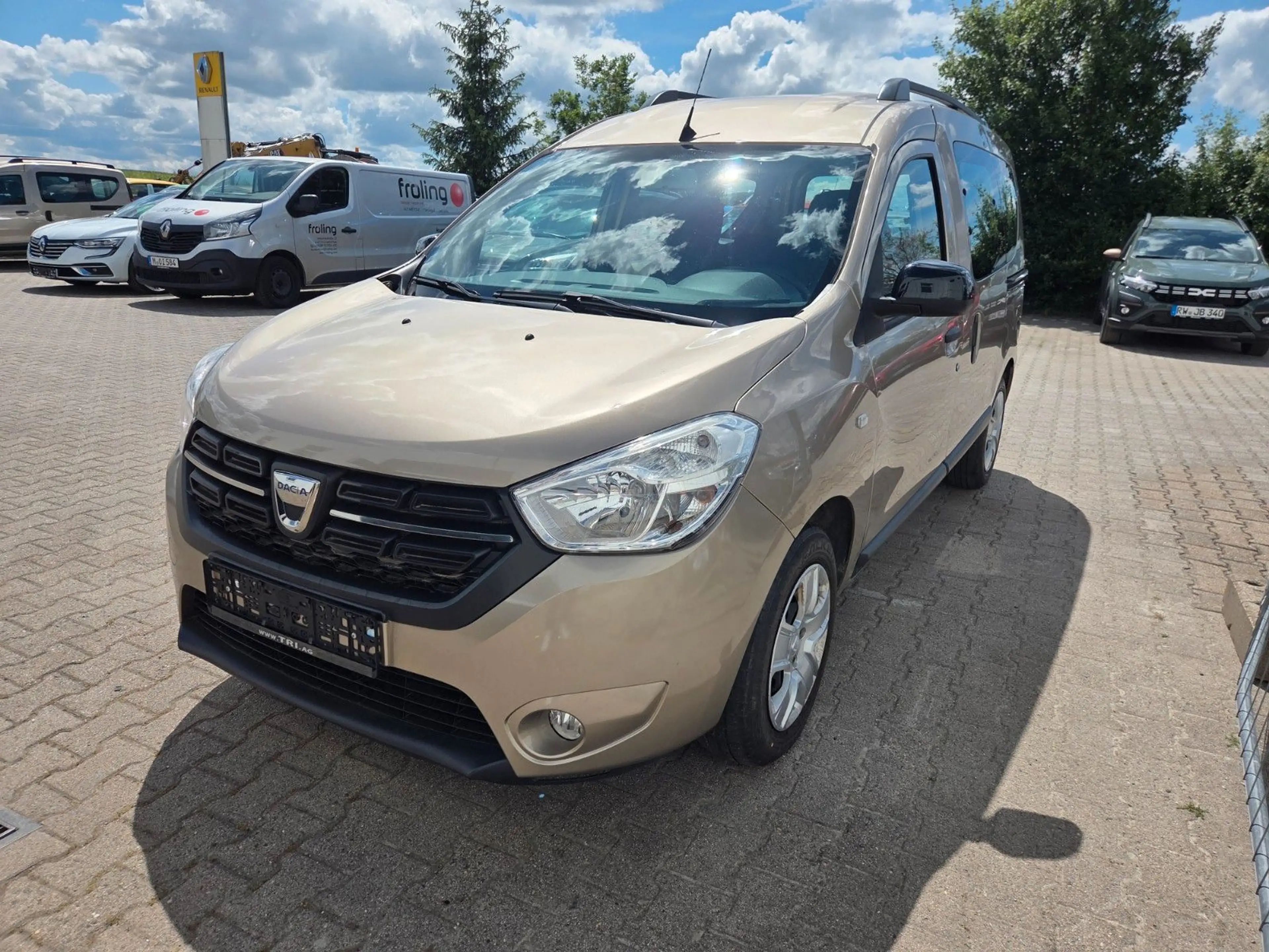 Dacia Dokker TCe 130 Comfort GPF Navi AHK Sitzheizung