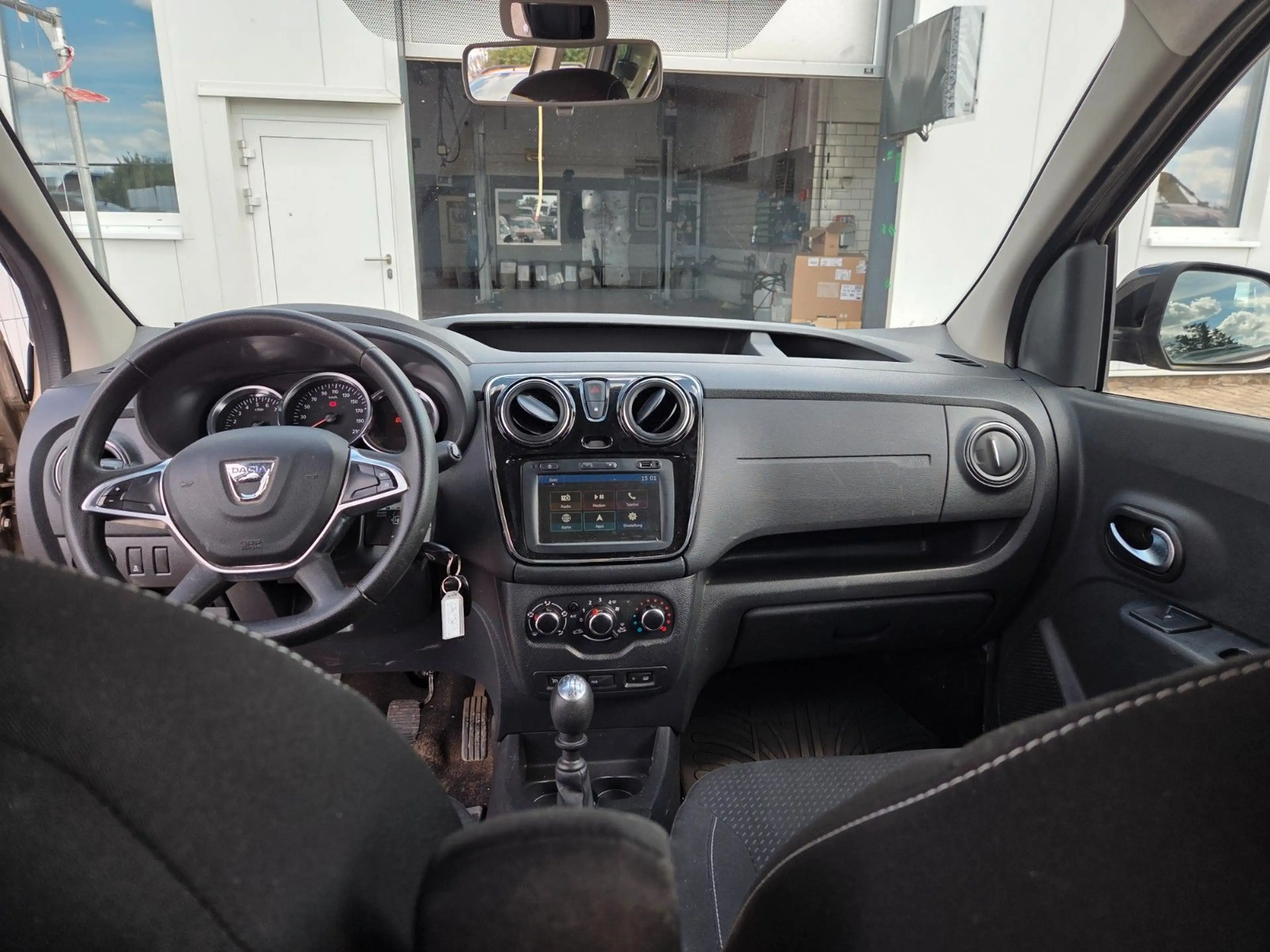 Dacia Dokker TCe 130 Comfort GPF Navi AHK Sitzheizung — photo 9