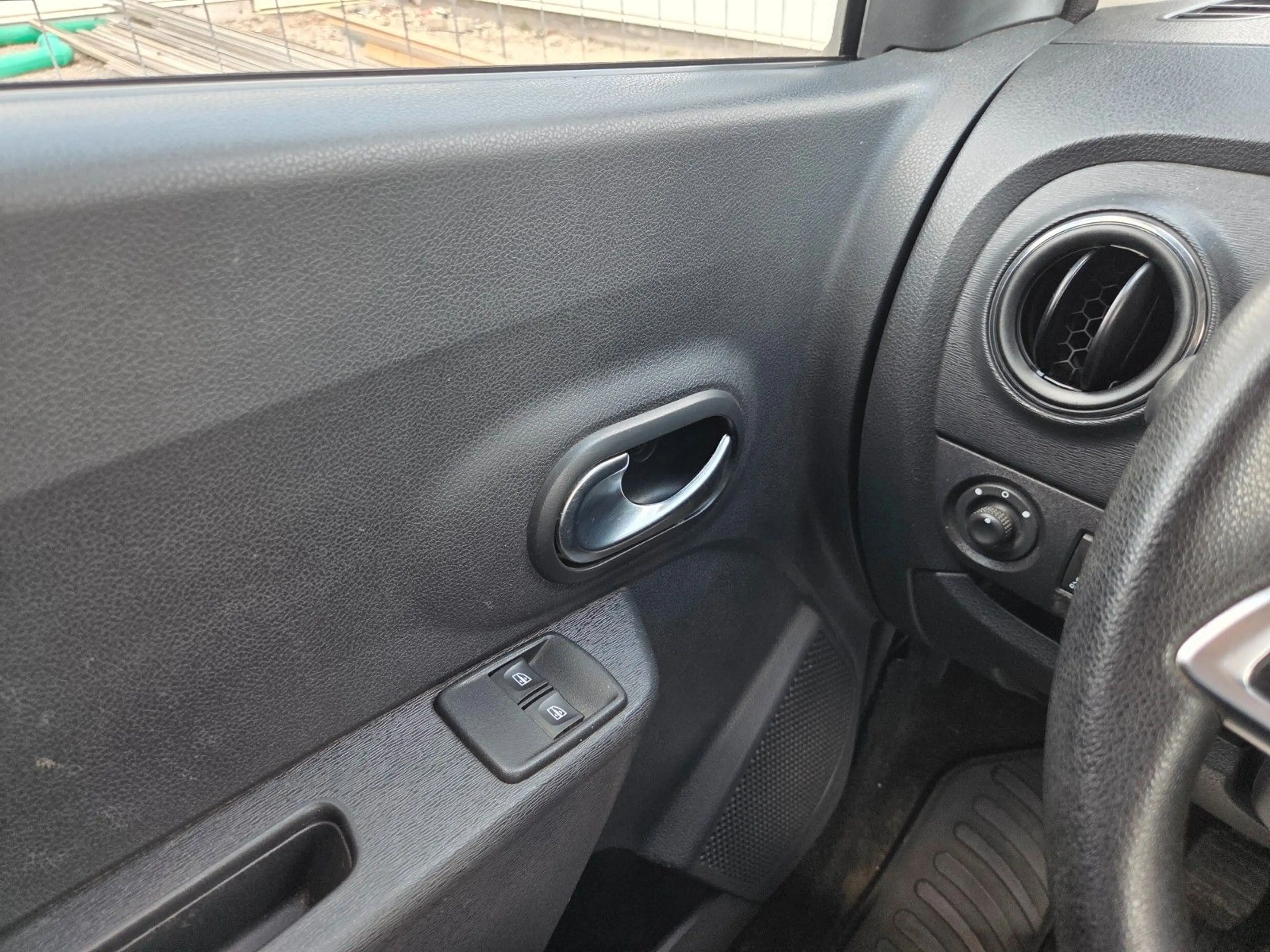 Dacia Dokker TCe 130 Comfort GPF Navi AHK Sitzheizung — photo 11