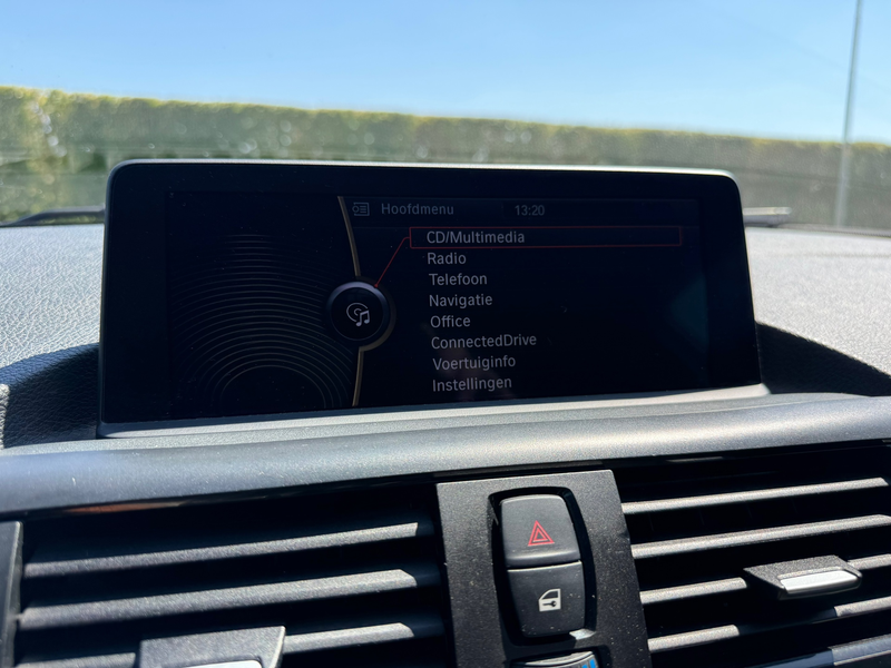 BMW 114 1-serie 114i Business+ Clima | Leer | Navi | LM | — photo 15