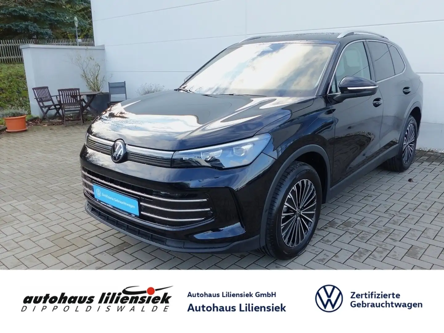 Volkswagen Tiguan Sport 2.0 TDI 4MT DSG Elegance * Schwarz - 1