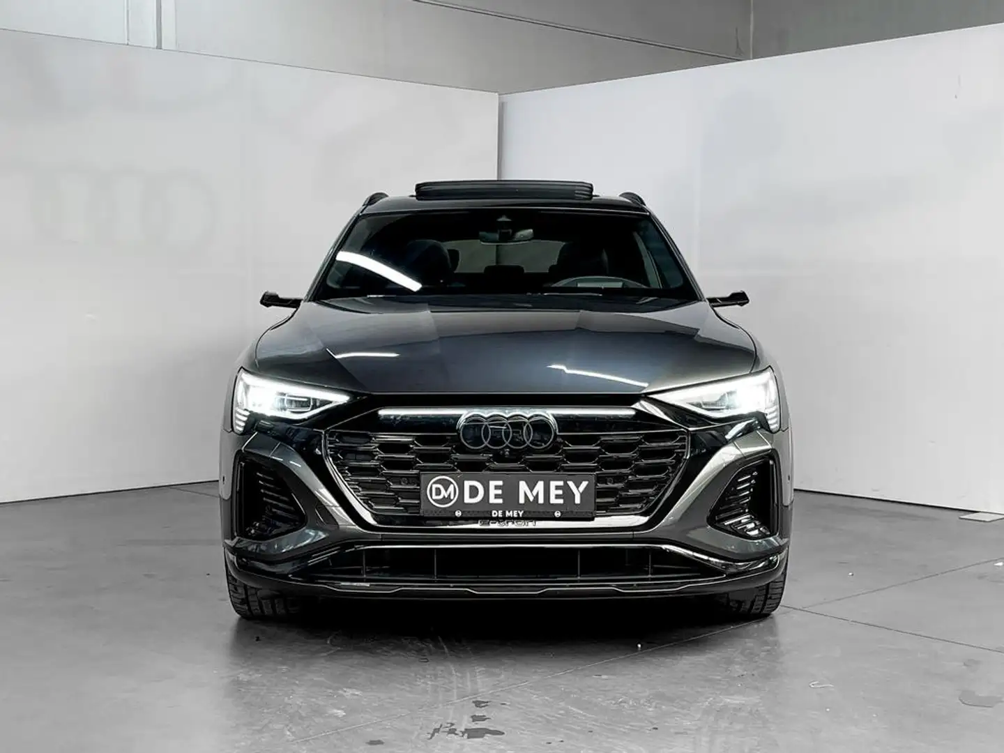 Audi Q8 e-tron Sportback 106 kWh 55 Quattro S line / Pano / Luchtvering / 360°/ carplay Grau - 2