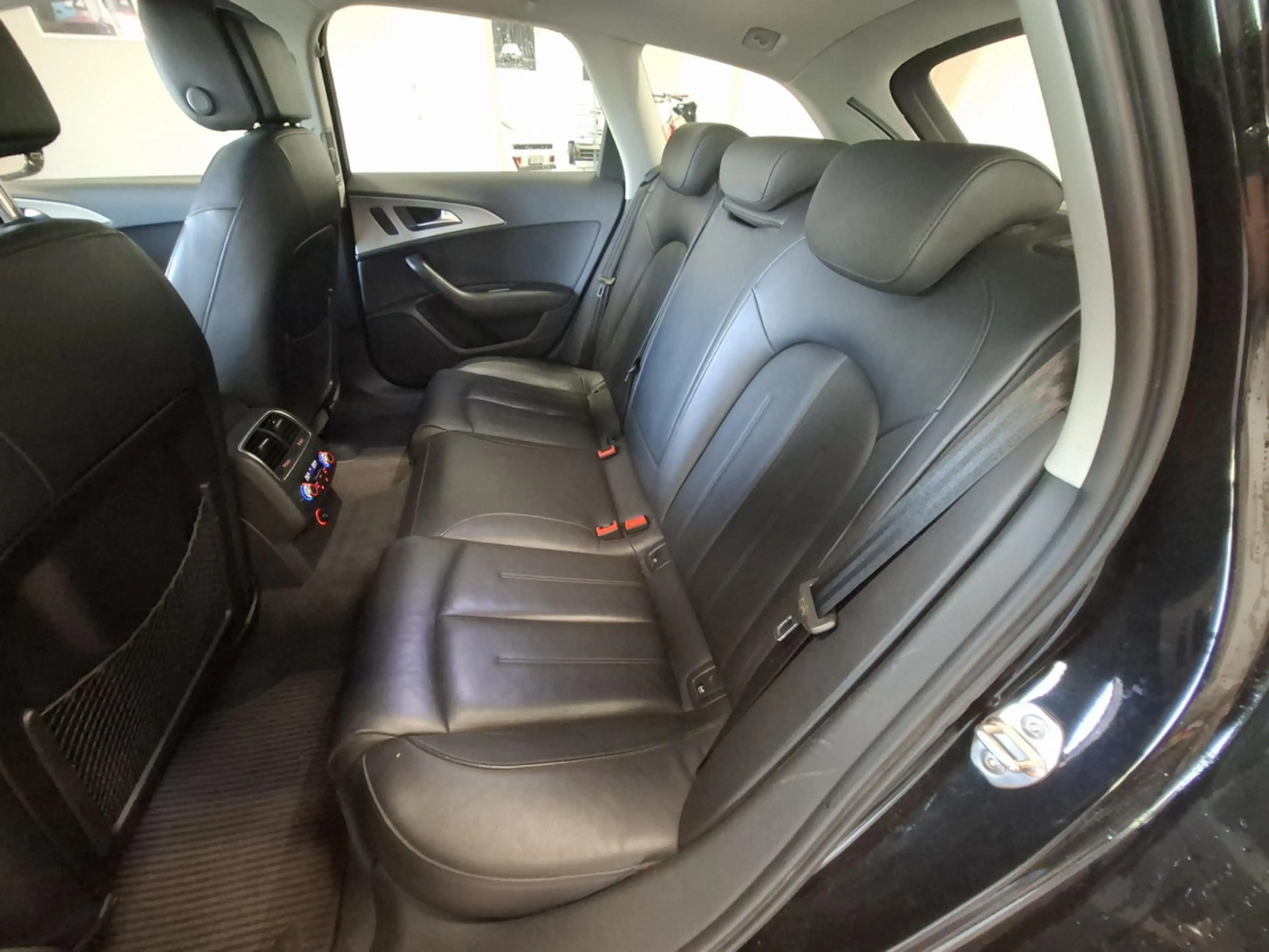 Audi A6 allroad 3.0 TDI V6 272 Quattro S-Tronic - Pano - Caméra - — photo 12