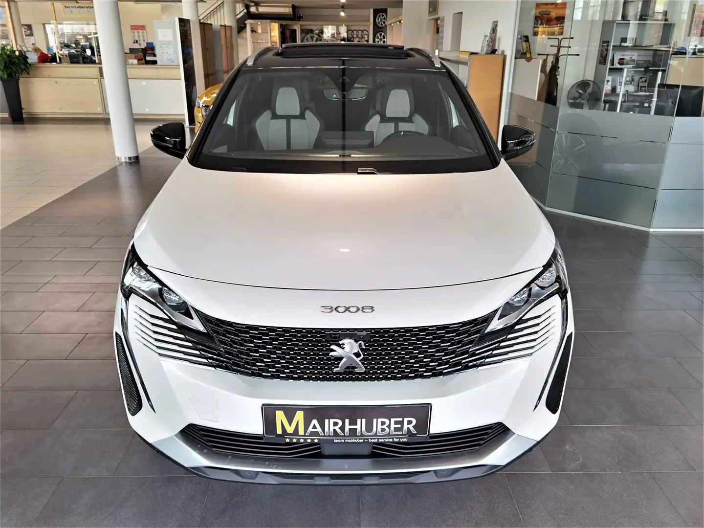 Peugeot 3008 Hybrid 300 e-EAT8 GT Pack Weiß - 2