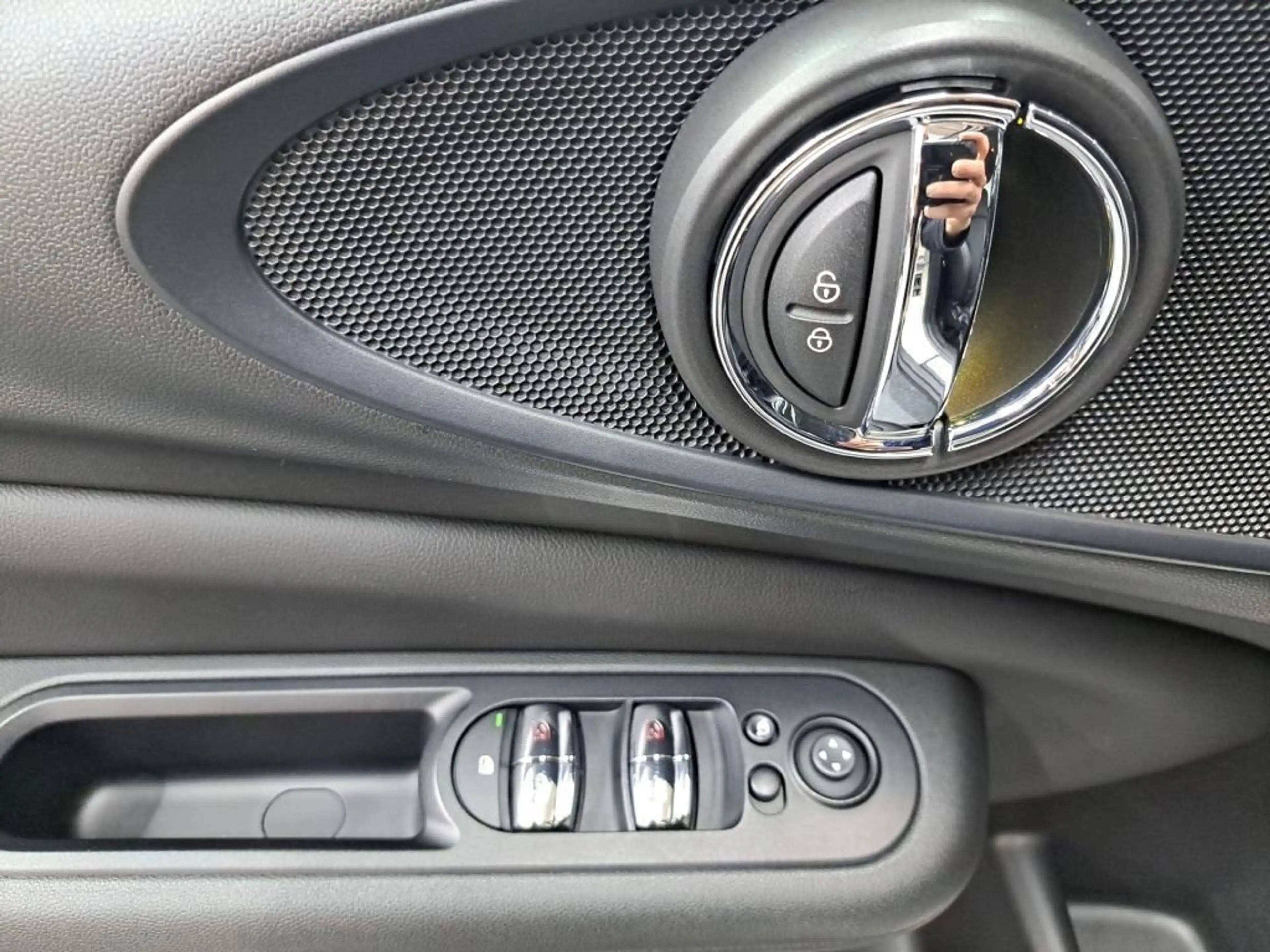 MINI Cooper D Clubman Aut. HUD RFK NAVI LED — photo 11