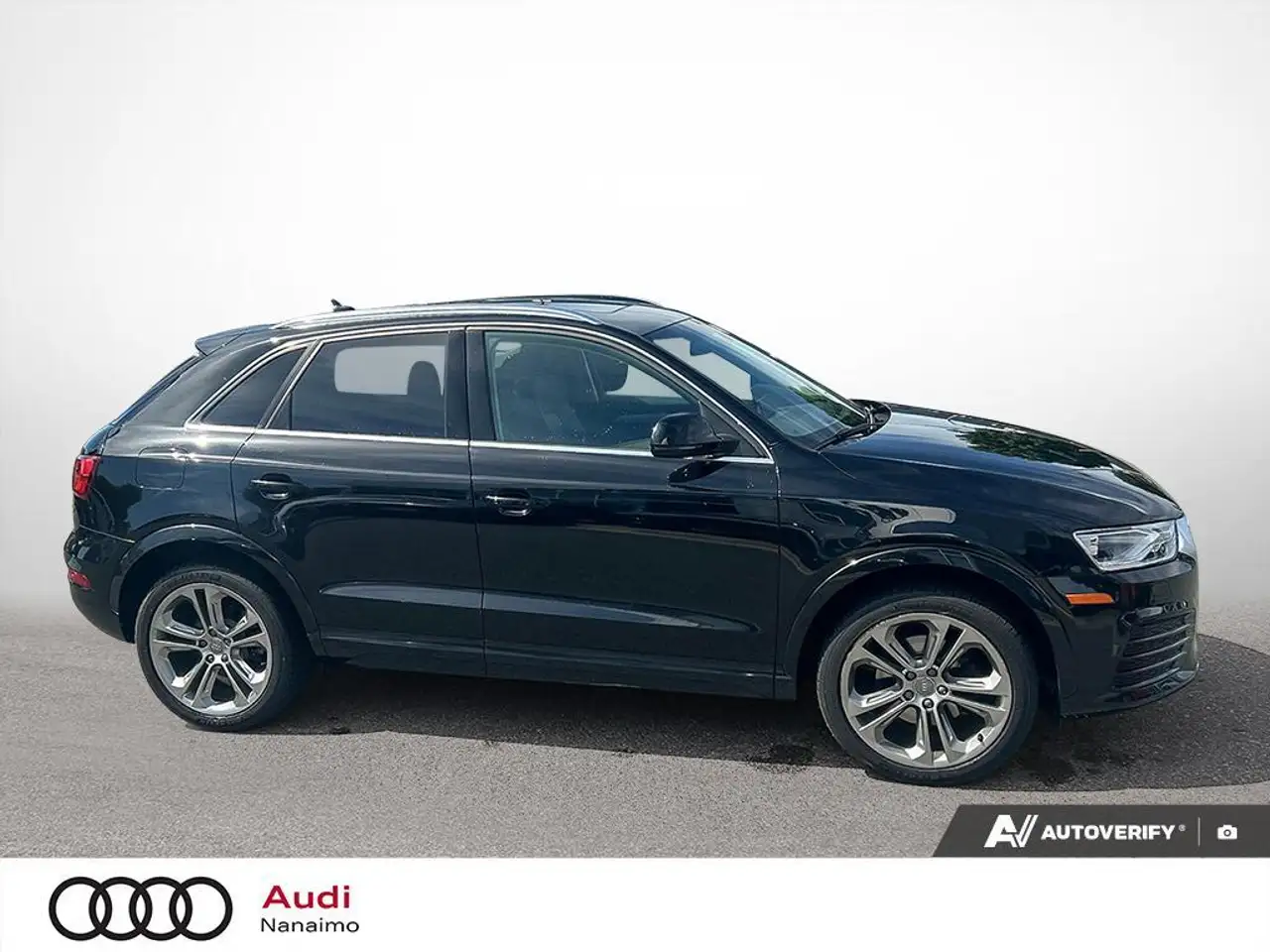 Audi Q3 photo Audi Q3