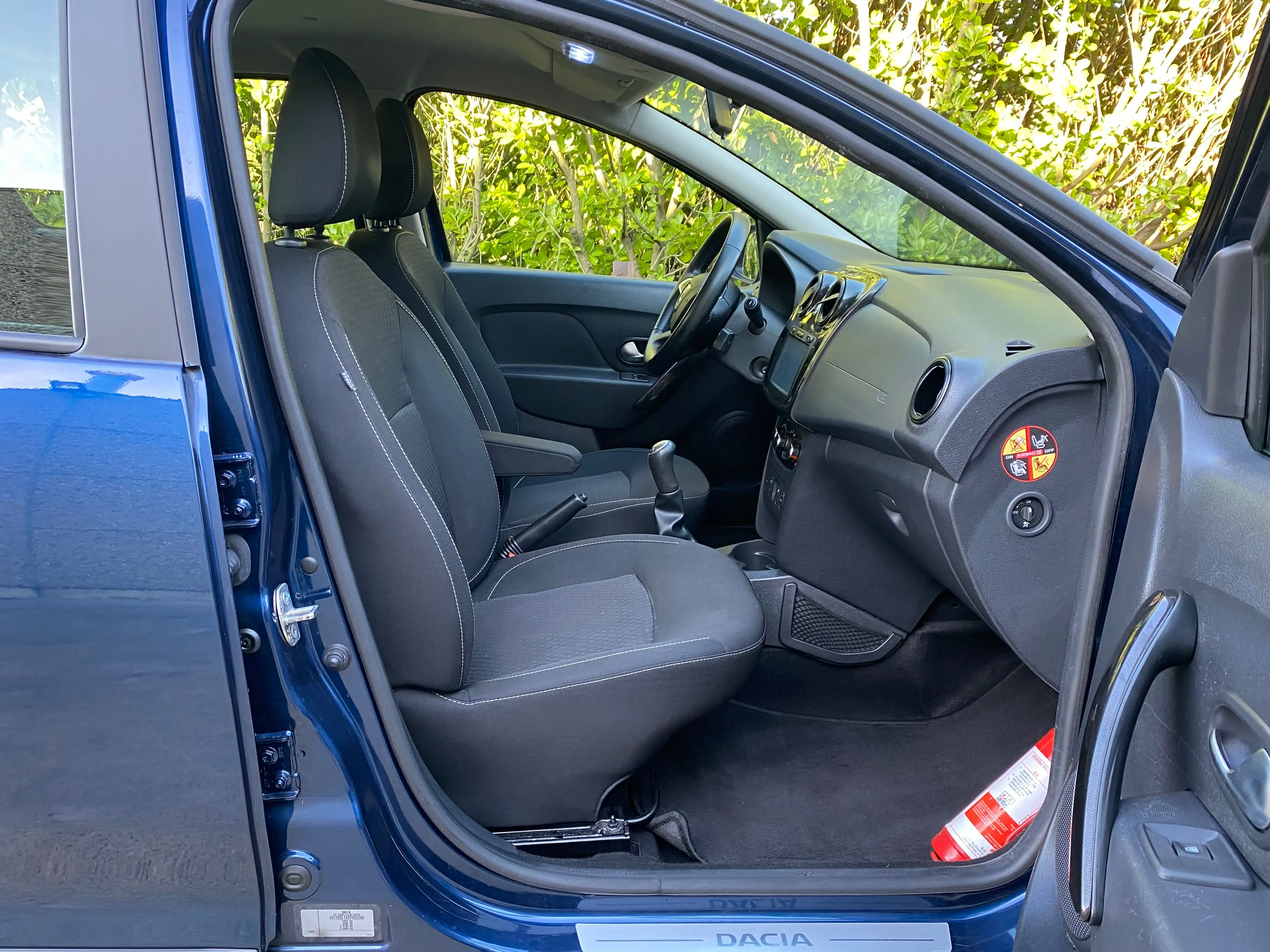Dacia Logan 0.9 TCe /FAIBLE KM /NAVI /CLIM / EURO6b/GARANTIE!! — photo 10