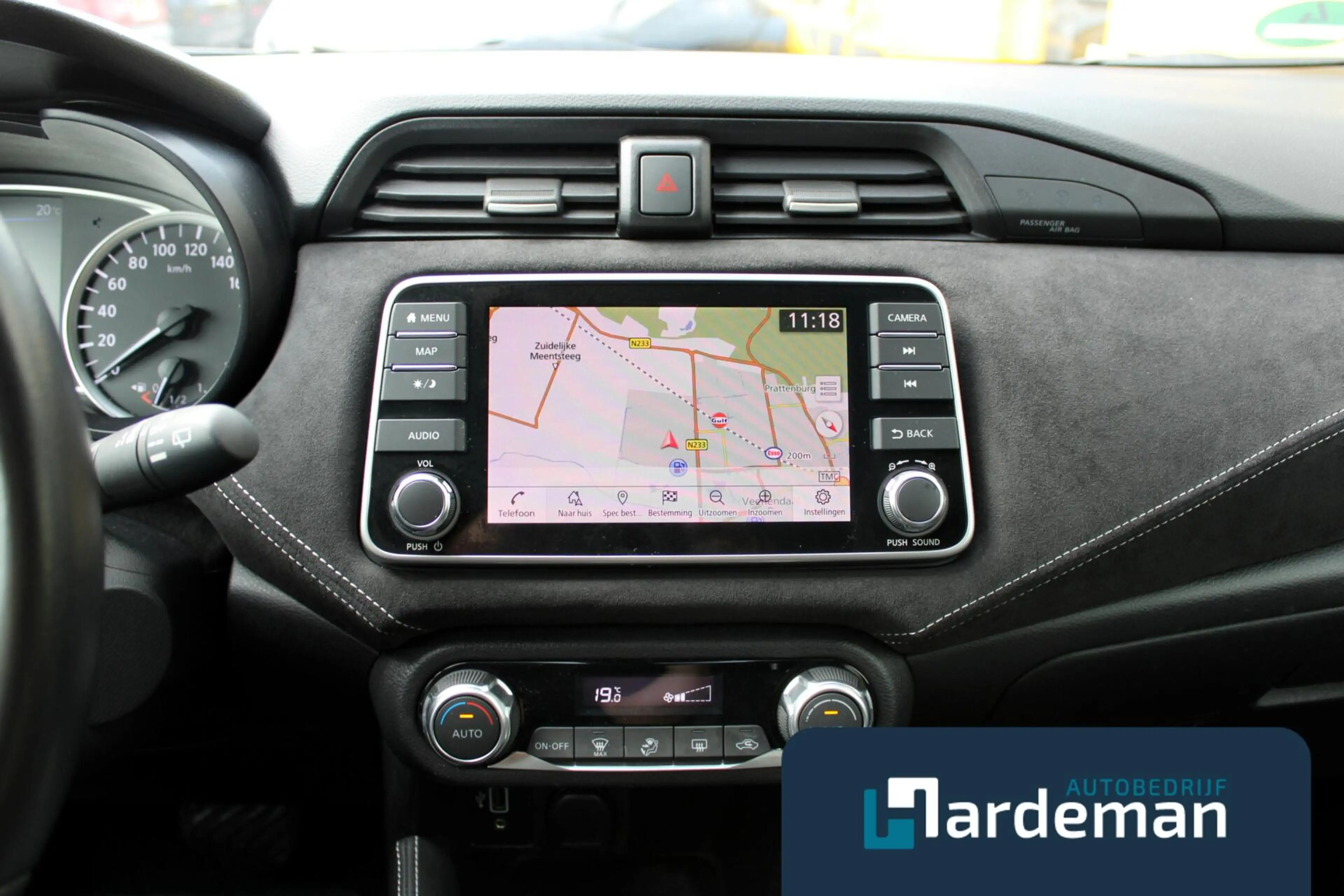 Nissan Micra 1.0 IG-T N-Sport Carplay — photo 12