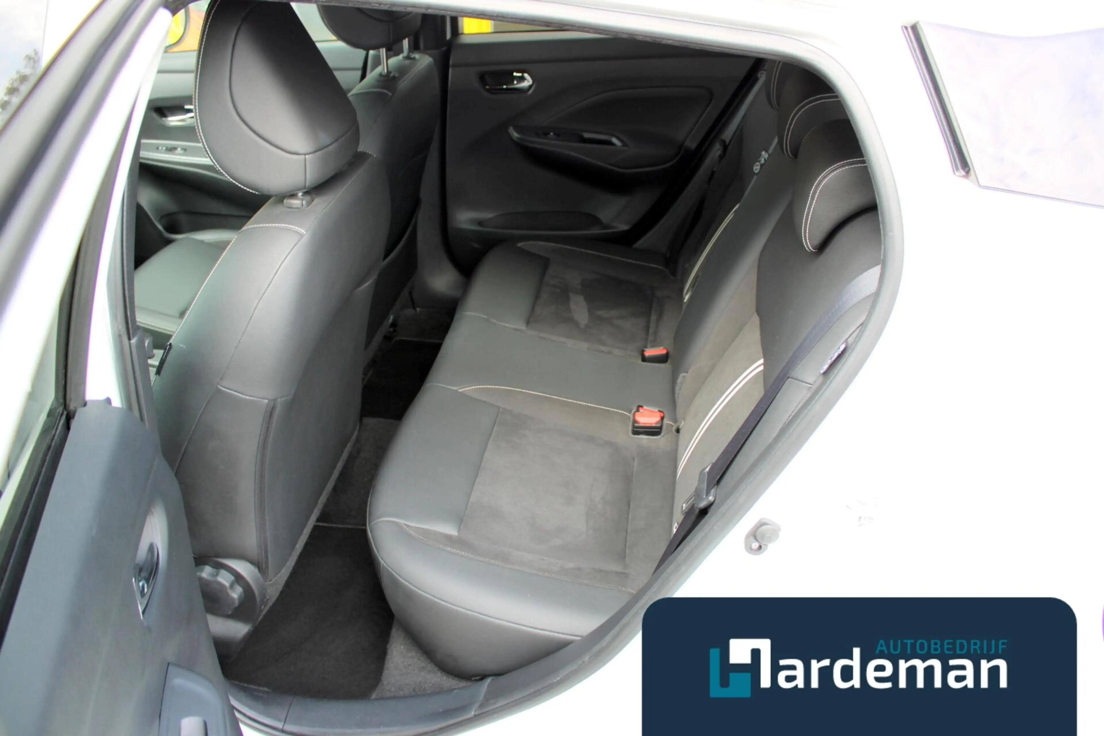 Nissan Micra 1.0 IG-T N-Sport Carplay — photo 8
