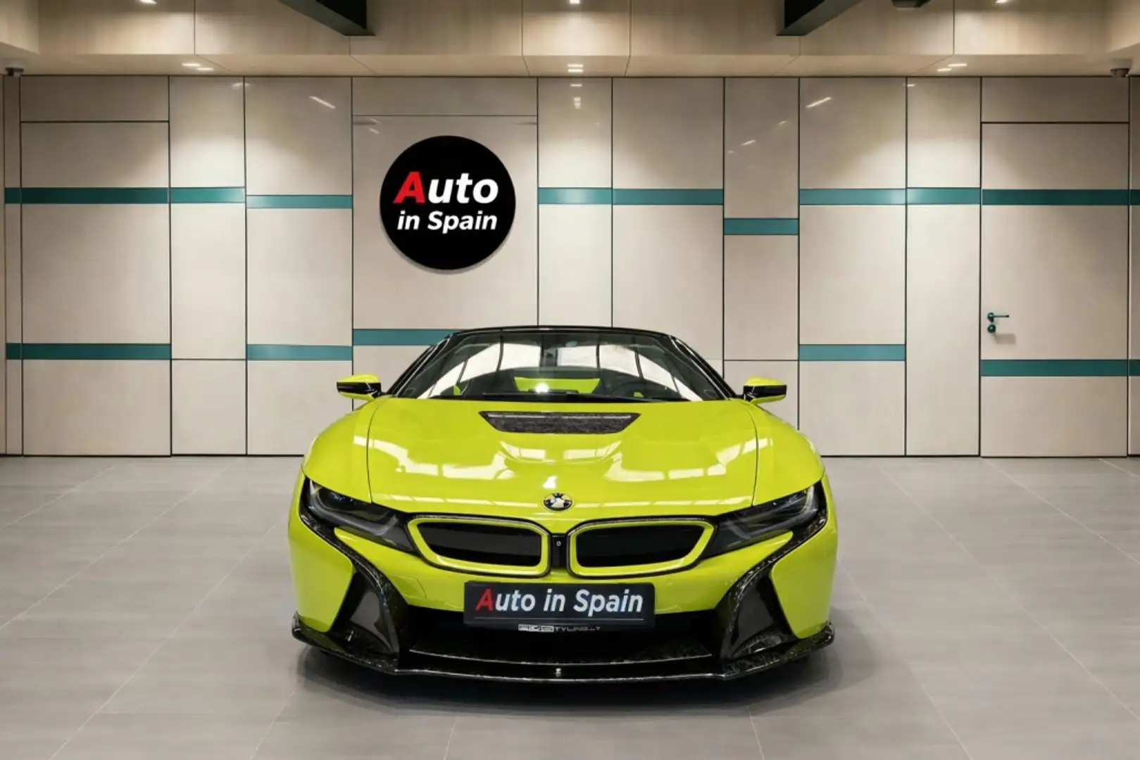 BMW i8 Roadster Verde - 2