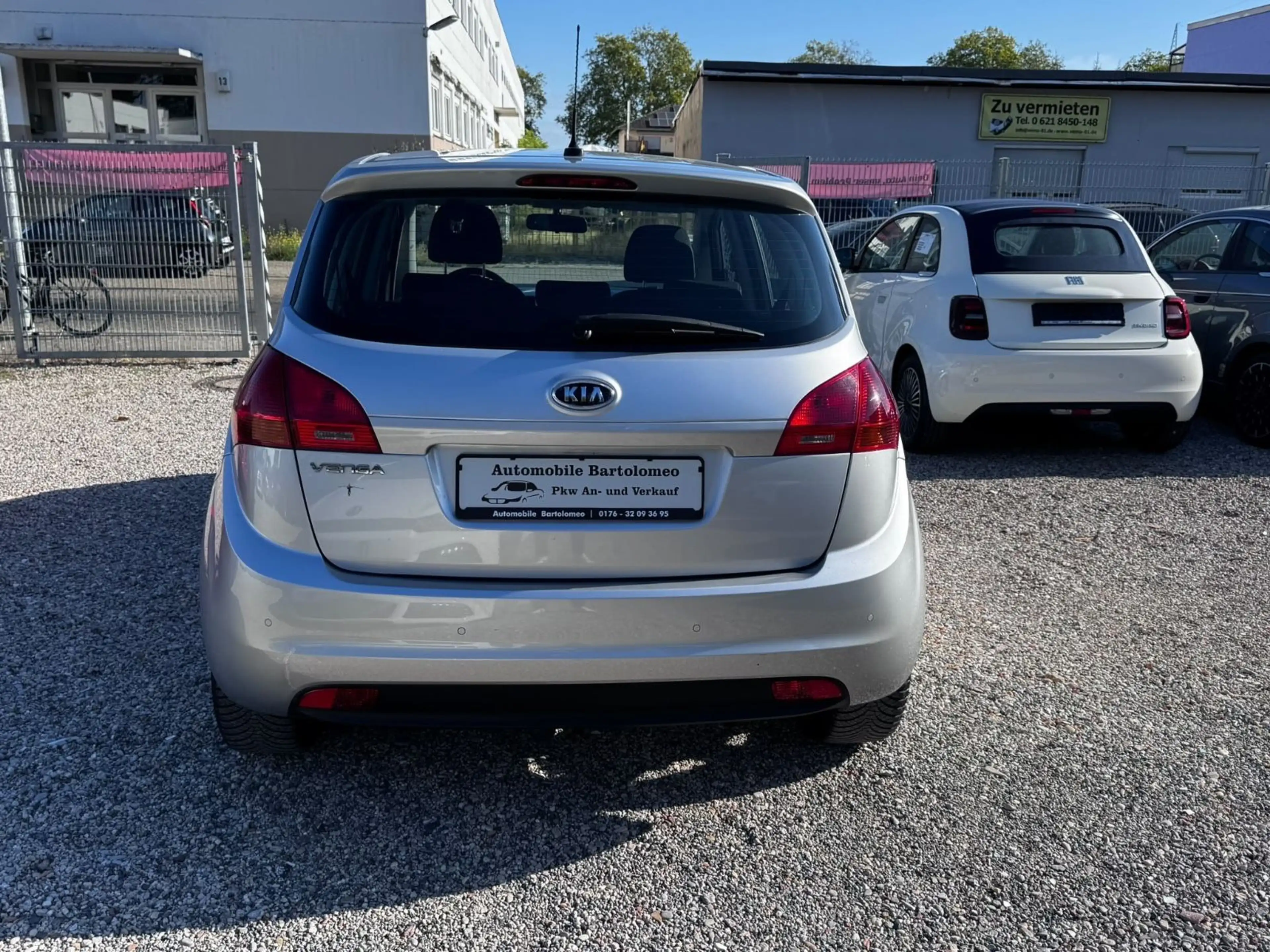 Kia Venga Spirit*AHK*Klima*Sitzhei.*Parksensor* — photo 4