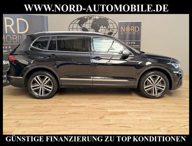 Volkswagen Tiguan Allspace view 7