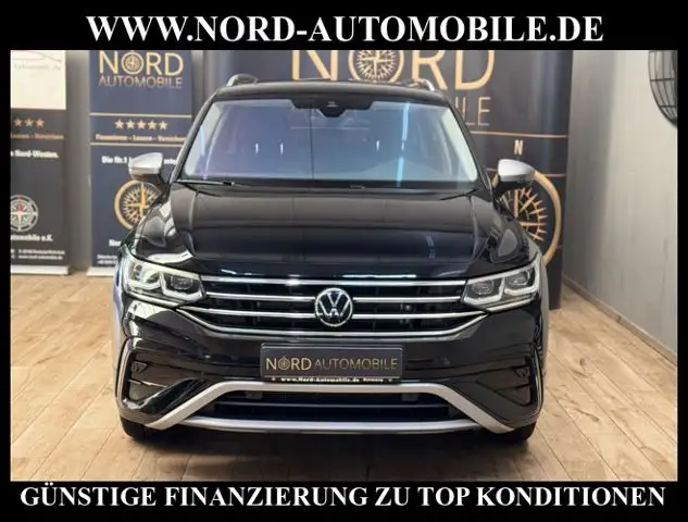 Volkswagen Tiguan Allspace view 4